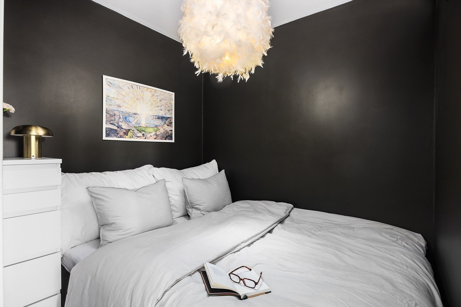 Romslig sovealkove. Galleribilde