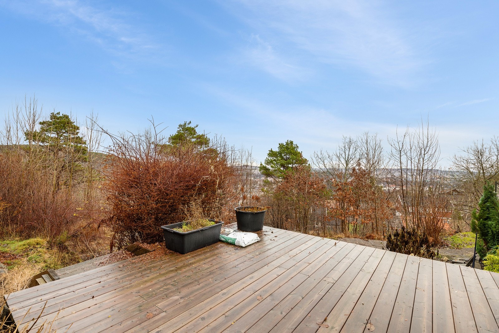 Hage/terrasse på baksiden Galleribilde