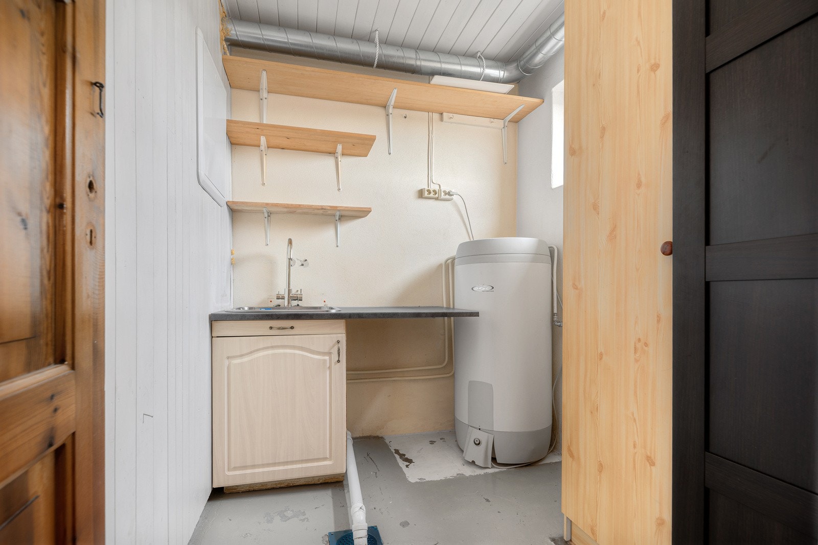 Vaskerom Galleribilde