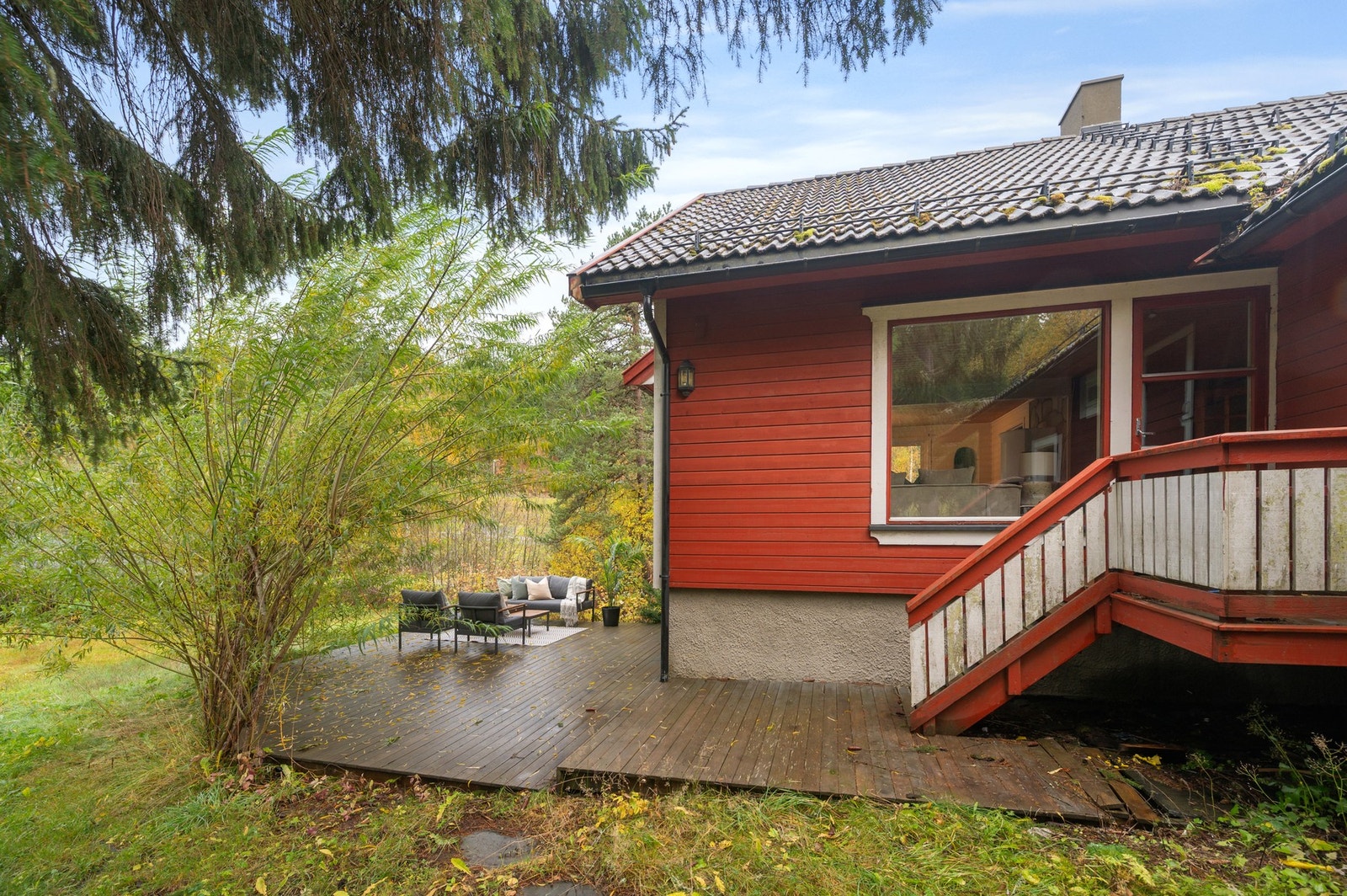 Fra stuen har man adkomst til en flott markterrasse. Galleribilde