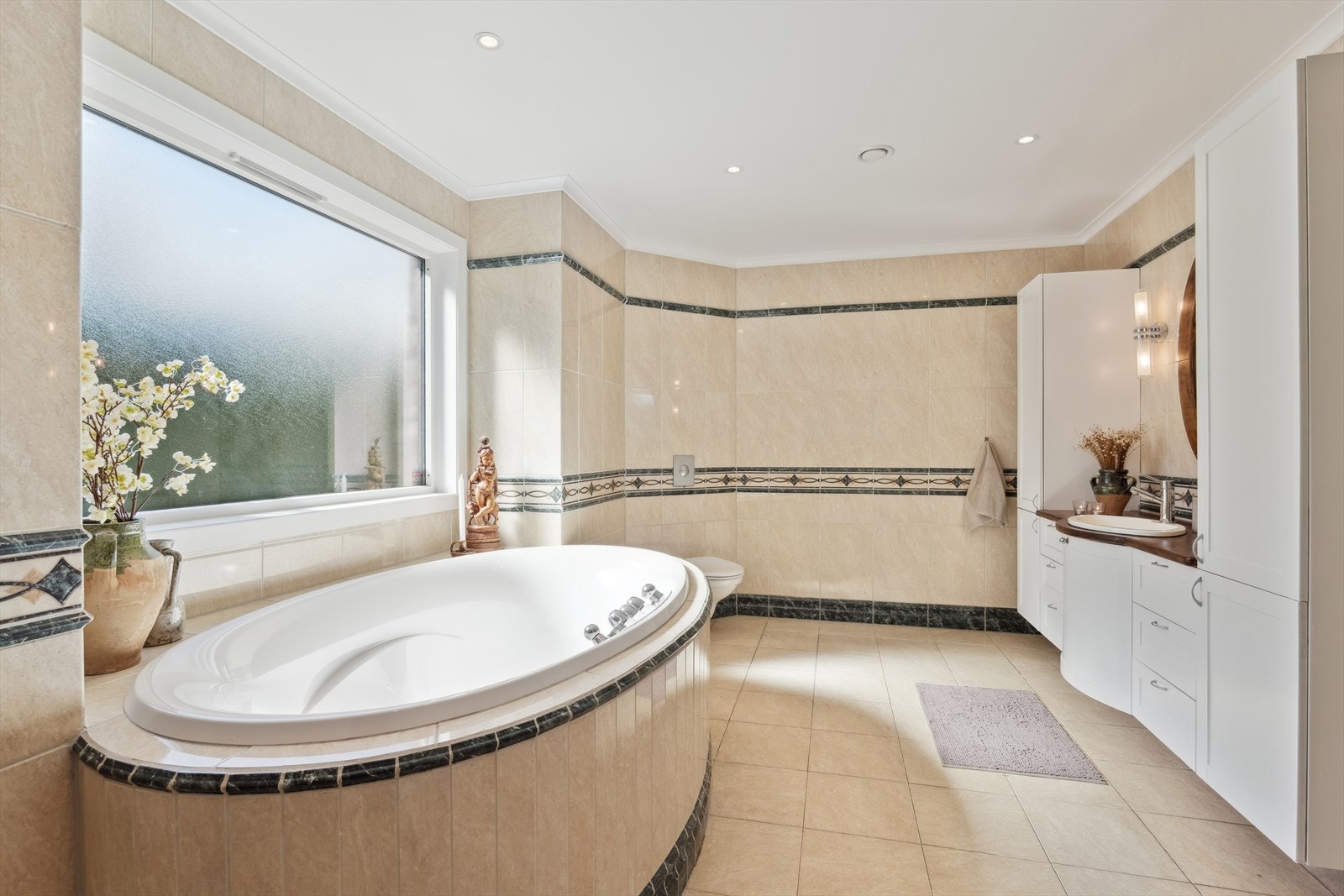 Her kan du slappe av i boblekaret etter en lang dag! Galleribilde