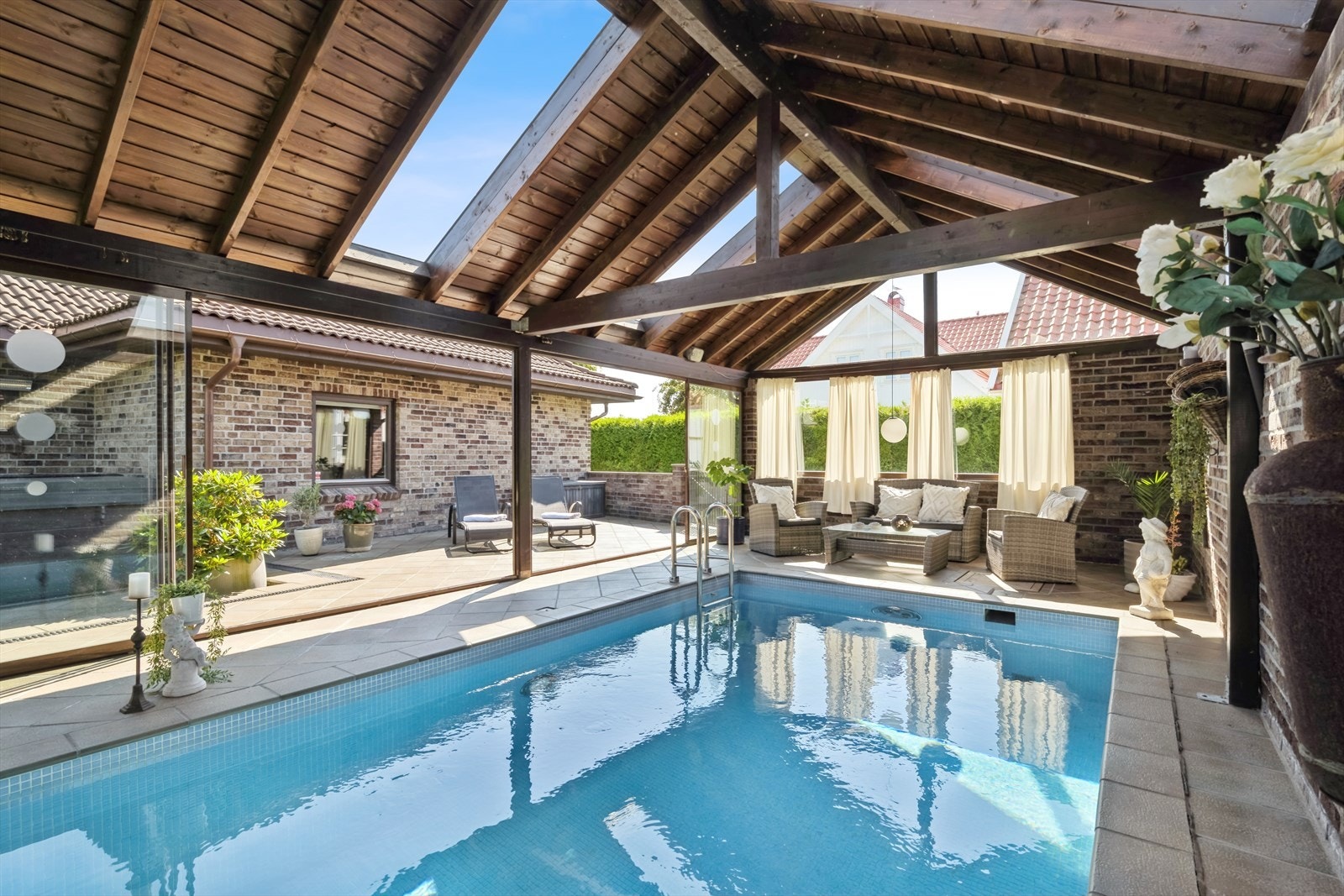 Det er god plass til sittegruppe Galleribilde