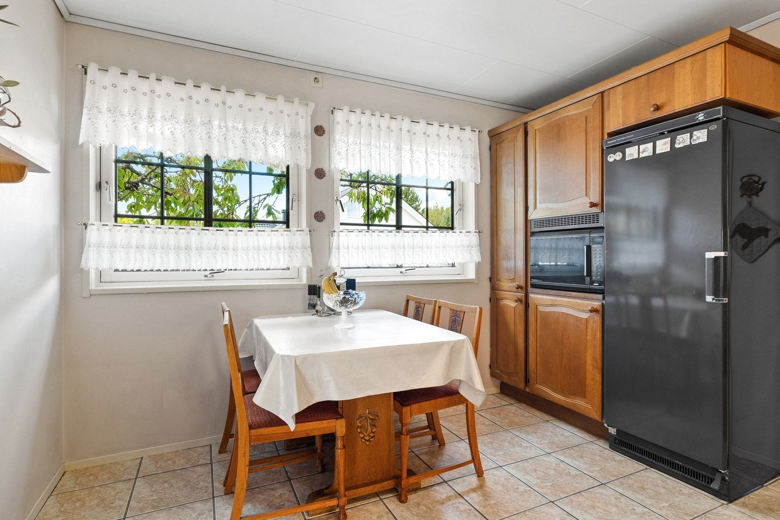 Hyggelig spiseplass på kjøkkenet Galleribilde