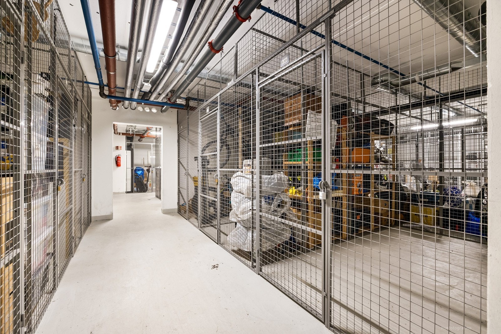 Tilgang til egen bod på ca. 6 kvm (gulvareal) i felles garasjeanlegg Galleribilde