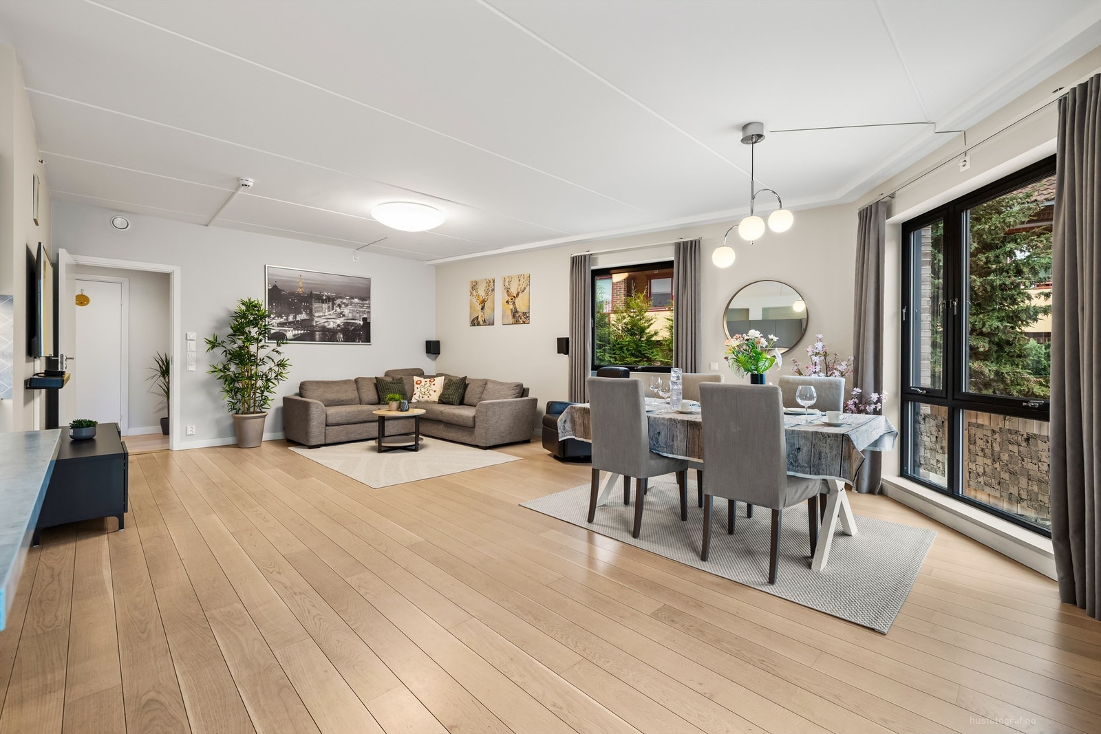 Lys og velholdt 4-roms eierleilighet beliggende i enden av 1. etasje. Foto: Haiman Askari/Knipzet AS Galleribilde