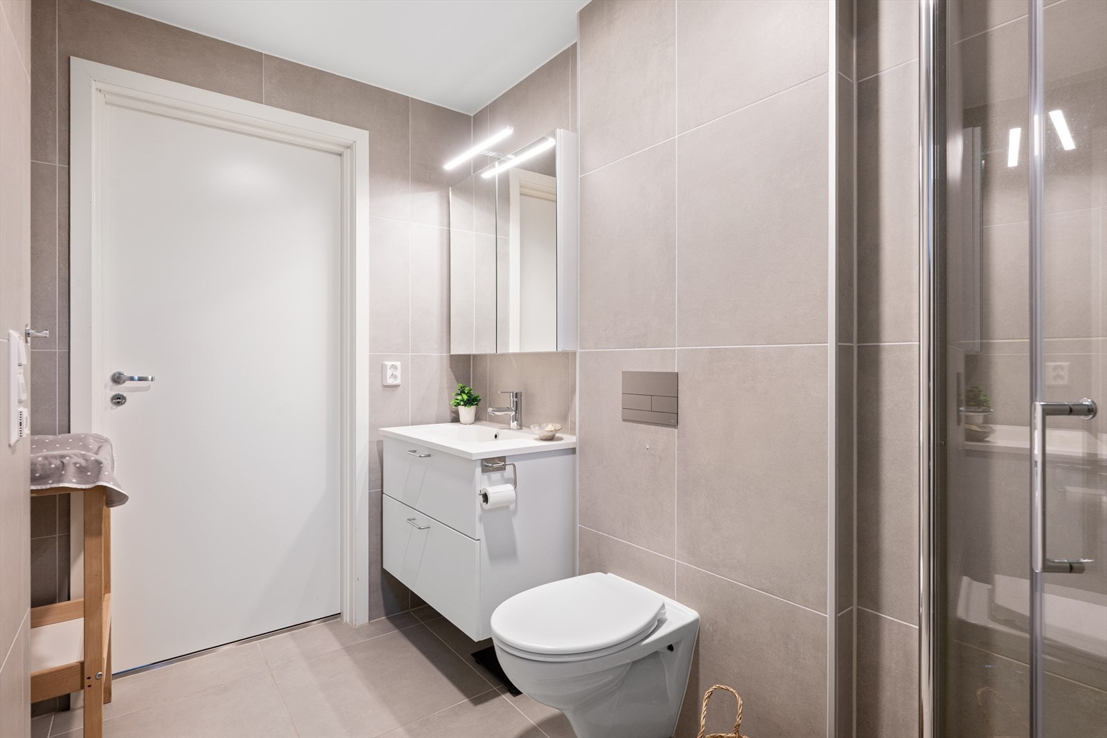 Varmekabler i gulv Galleribilde