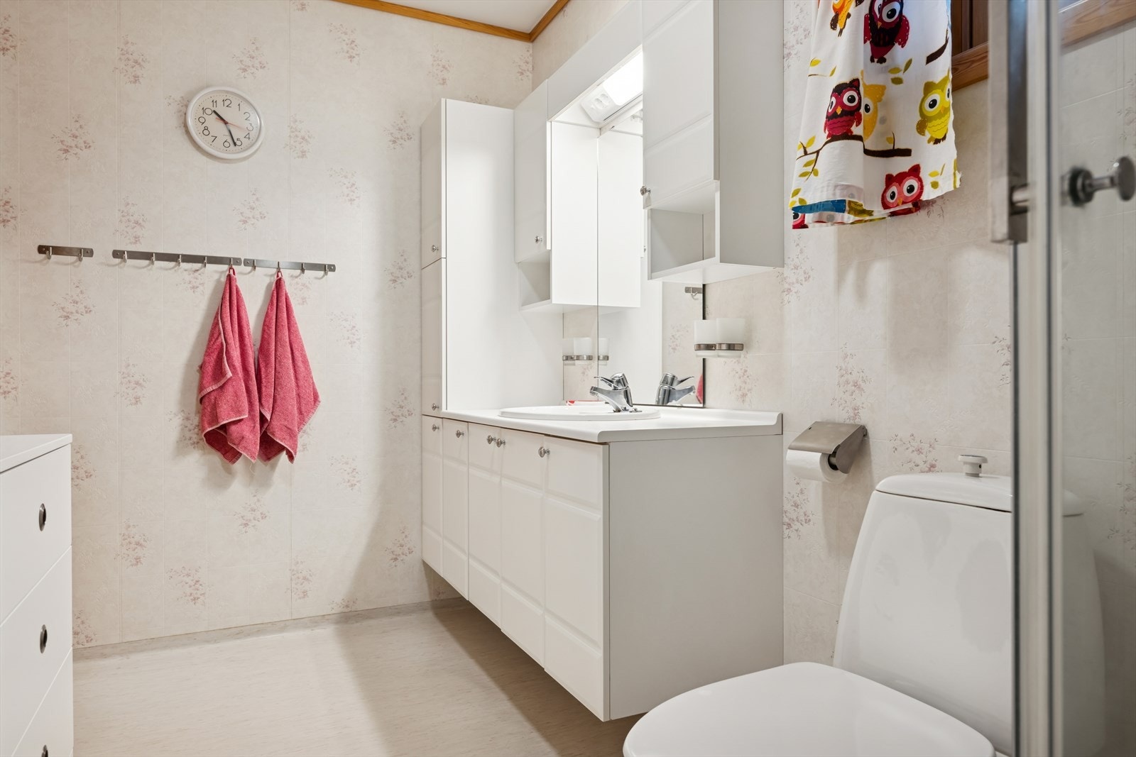 Det er behagelige varmekabler i gulv. Galleribilde