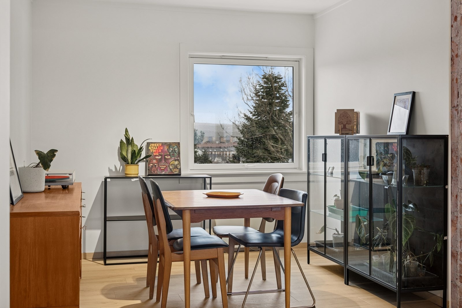 Her kan man invitere venner og familie på hyggelige kvelder! Galleribilde