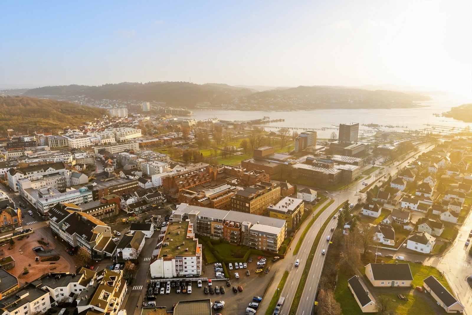 Sentral beliggenhet med sentrumsfasiliteter rett rundt hjørnet Galleribilde