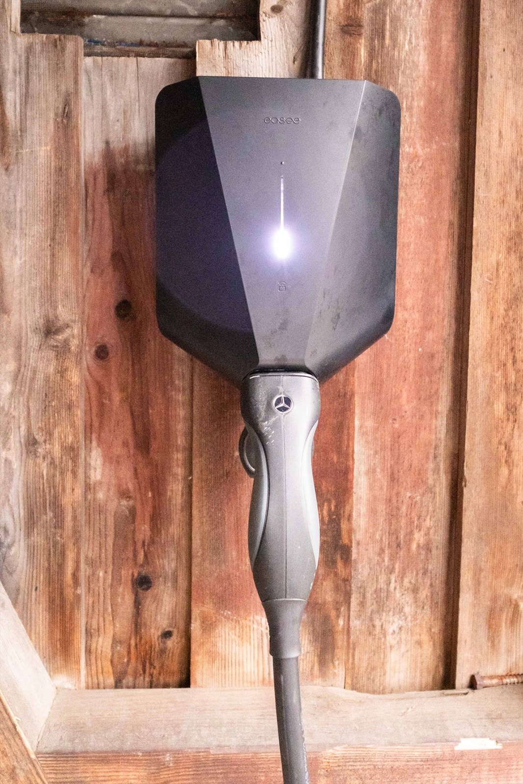 Elbillader fra easee. Galleribilde