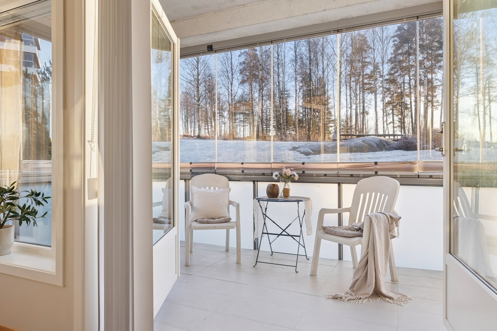 Fint og grønt utsyn. Galleribilde