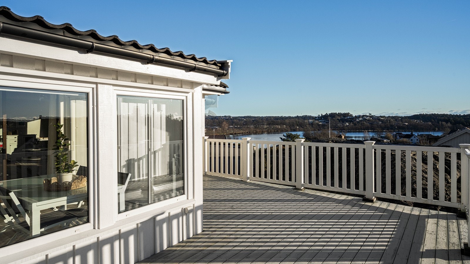 God plass til ulike møbelgrupper Galleribilde