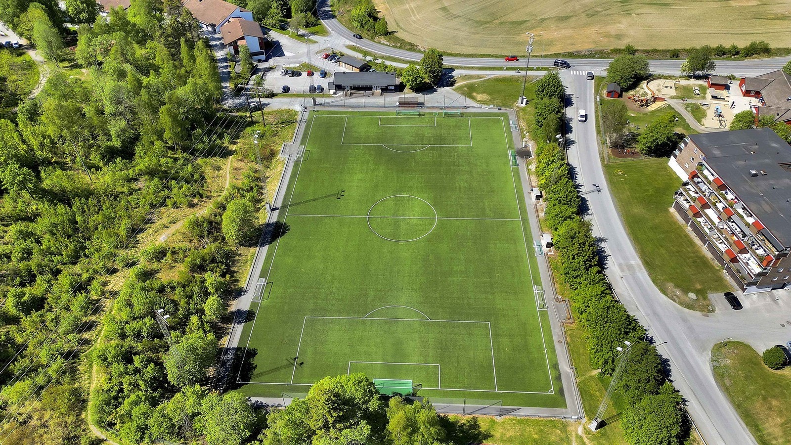 I kort gangavstand fra boligen finner dere Helsetbanen Galleribilde