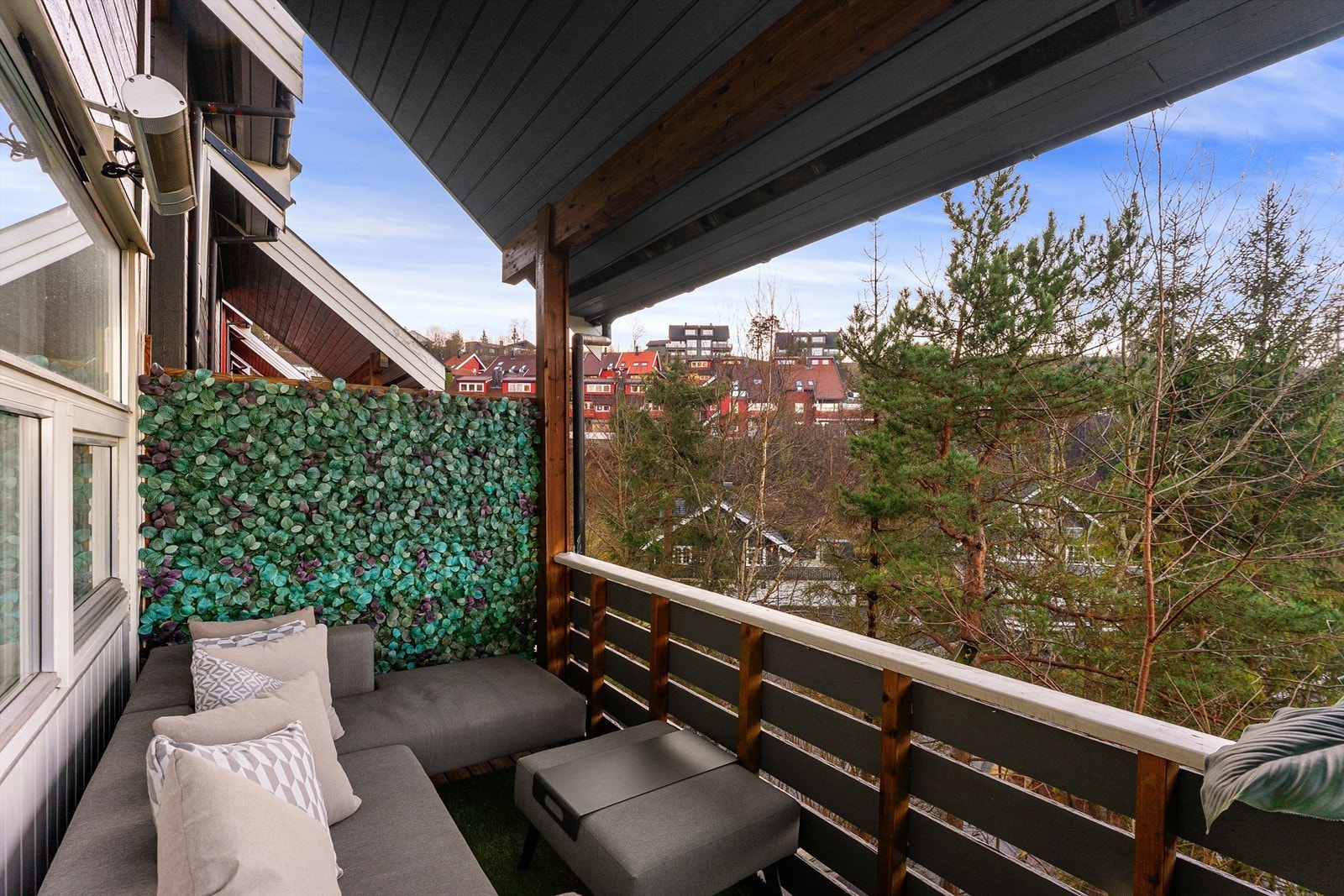 Den 6 kvm store balkongen er overbygget Galleribilde