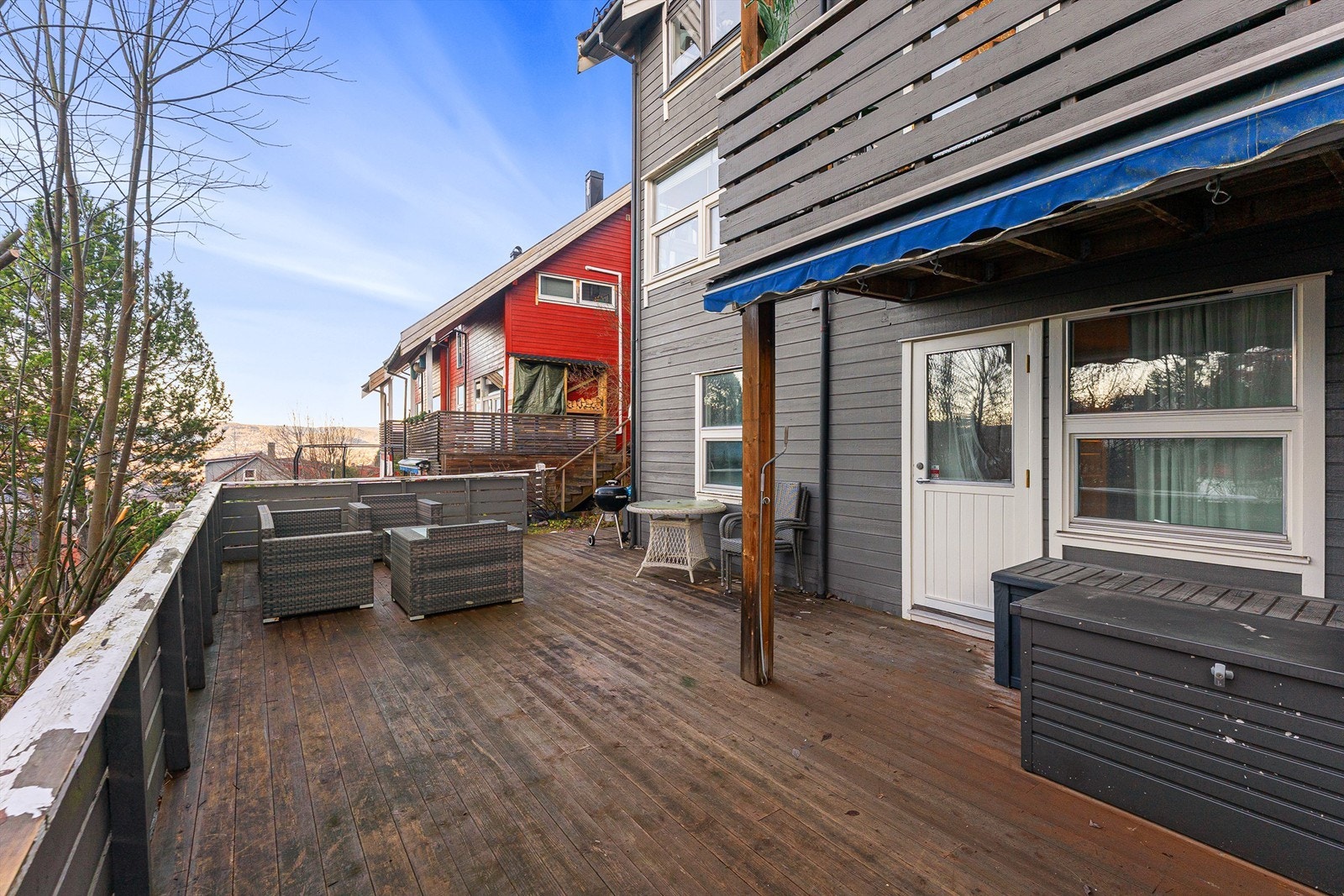 Trrassen har utgang fra hovedsoverommet Galleribilde