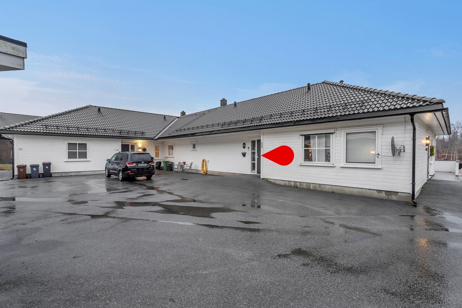 Inngangsparti. Galleribilde