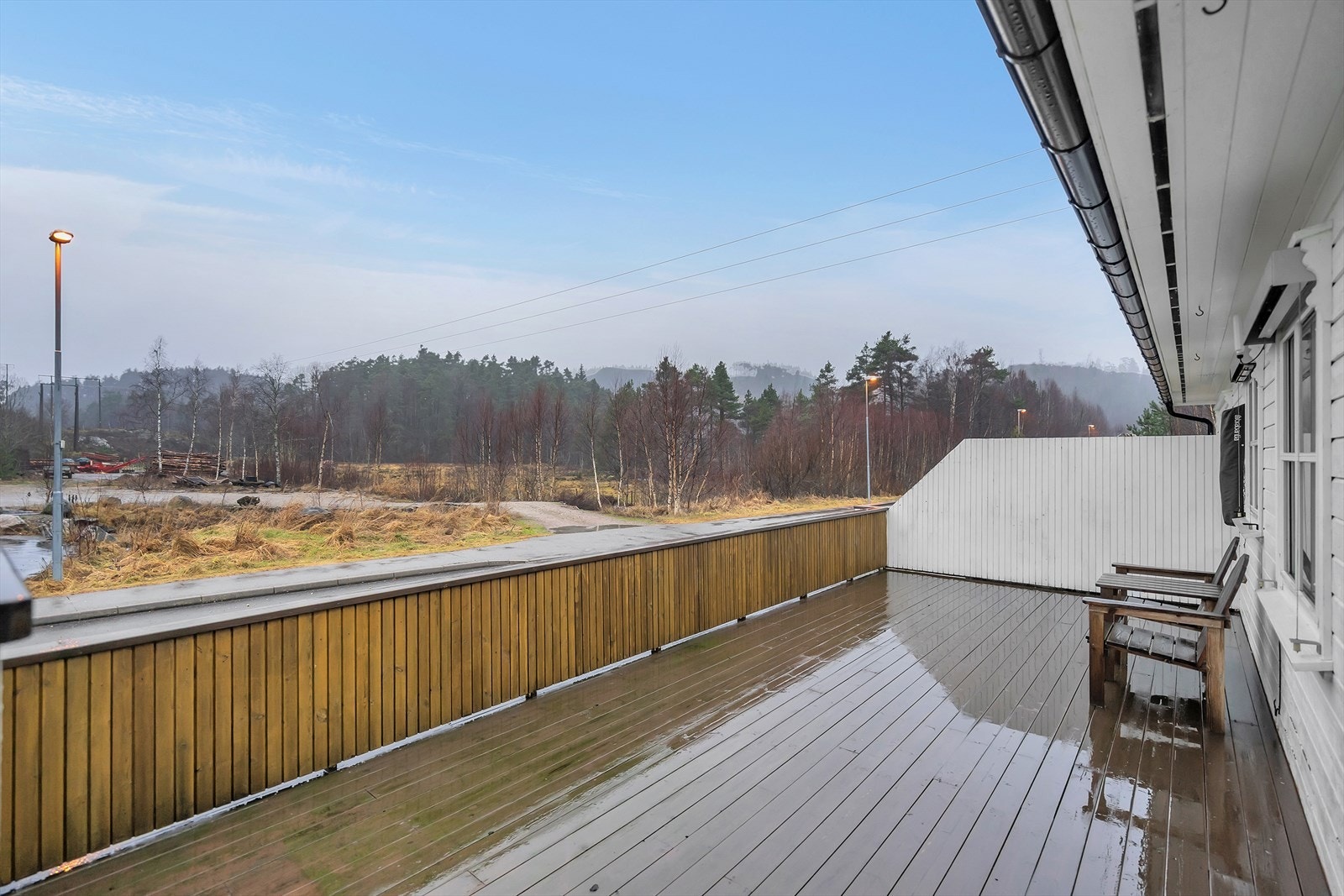 Stor og fin terrasse, med adkomst fra stue/kjøkken. Galleribilde