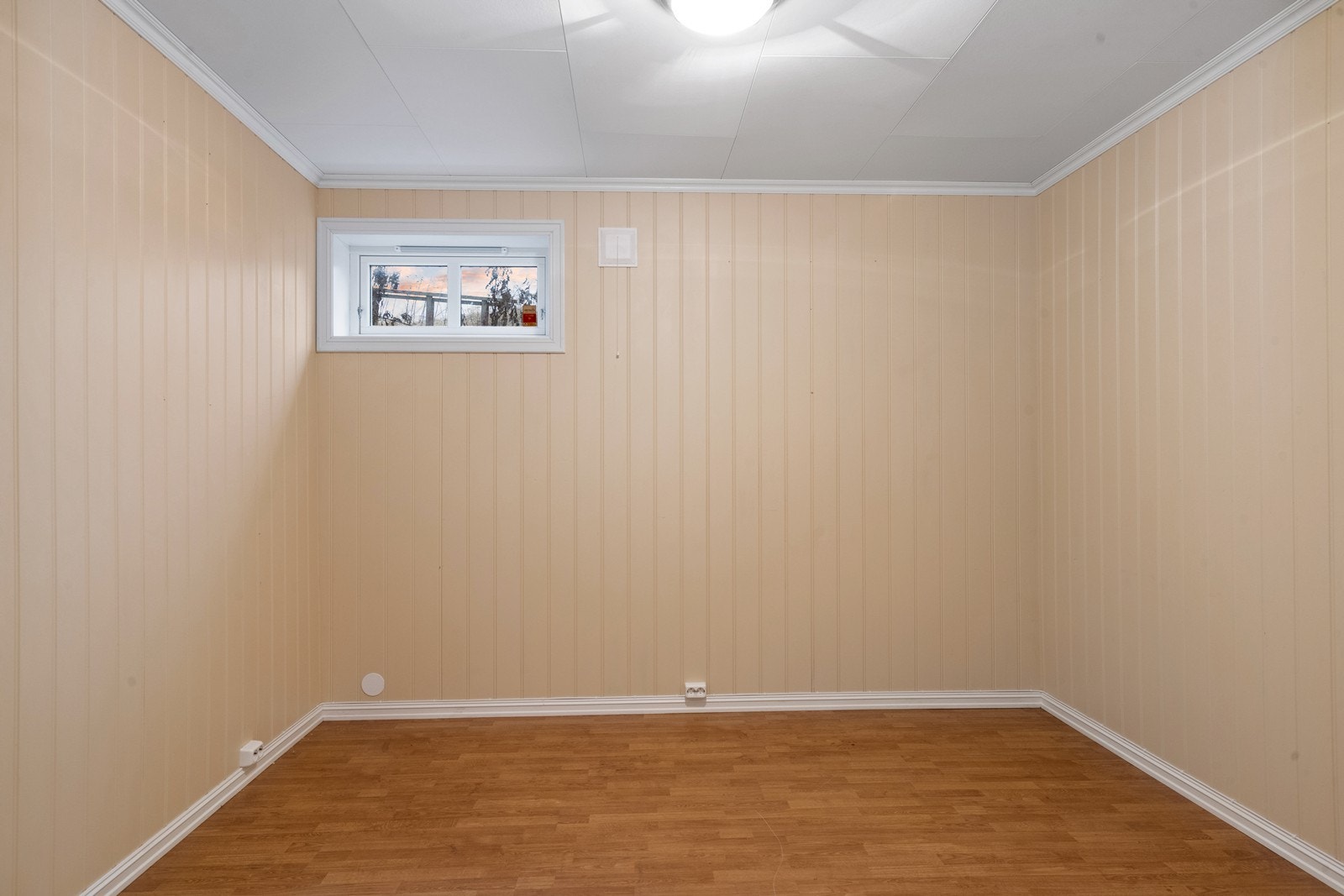 Rom i kjeller Galleribilde