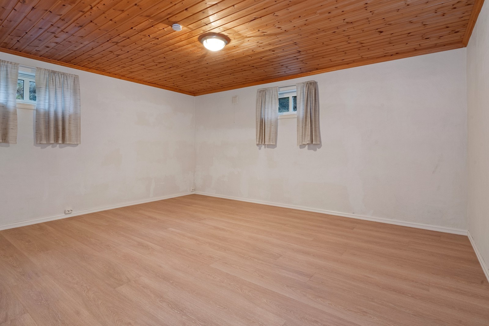 Rom i kjeller Galleribilde