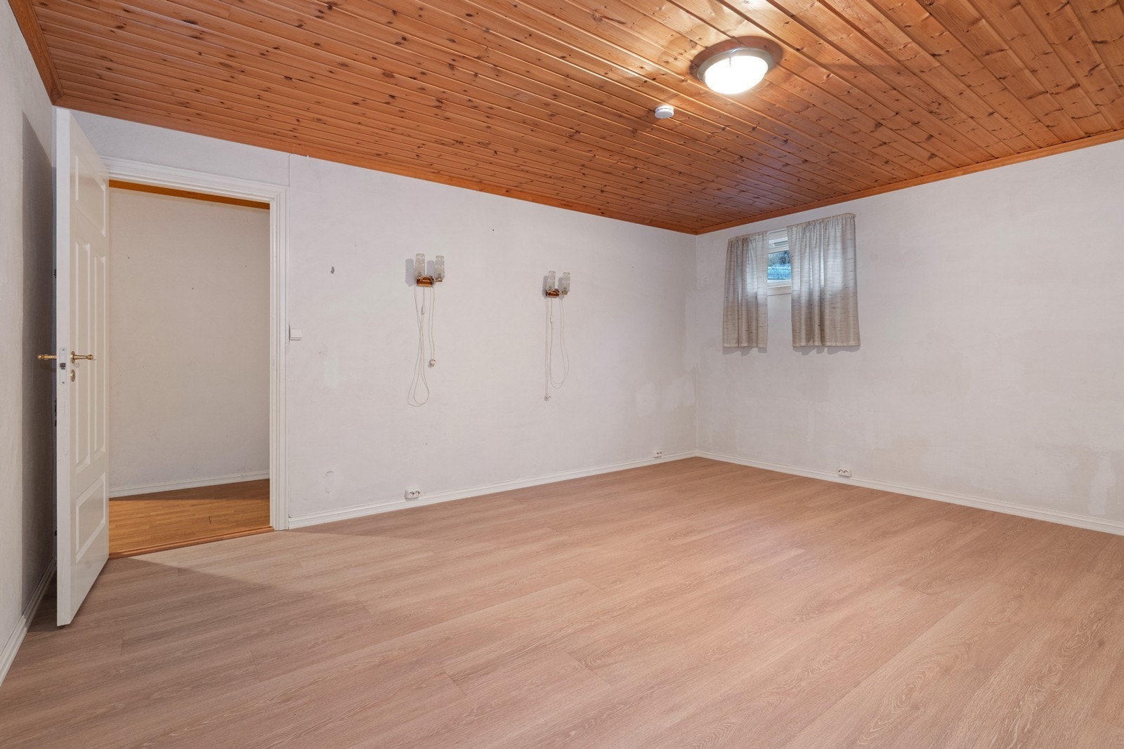 Rom i kjeller Galleribilde