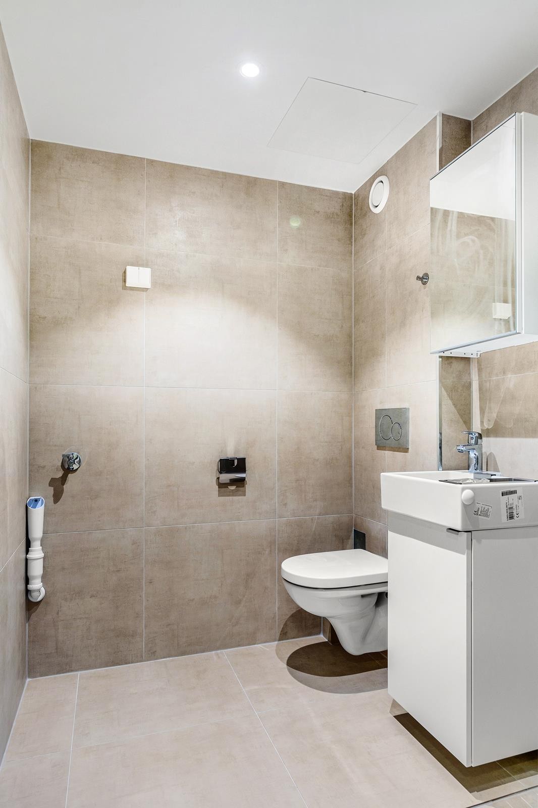 Varmekabler i gulv Galleribilde