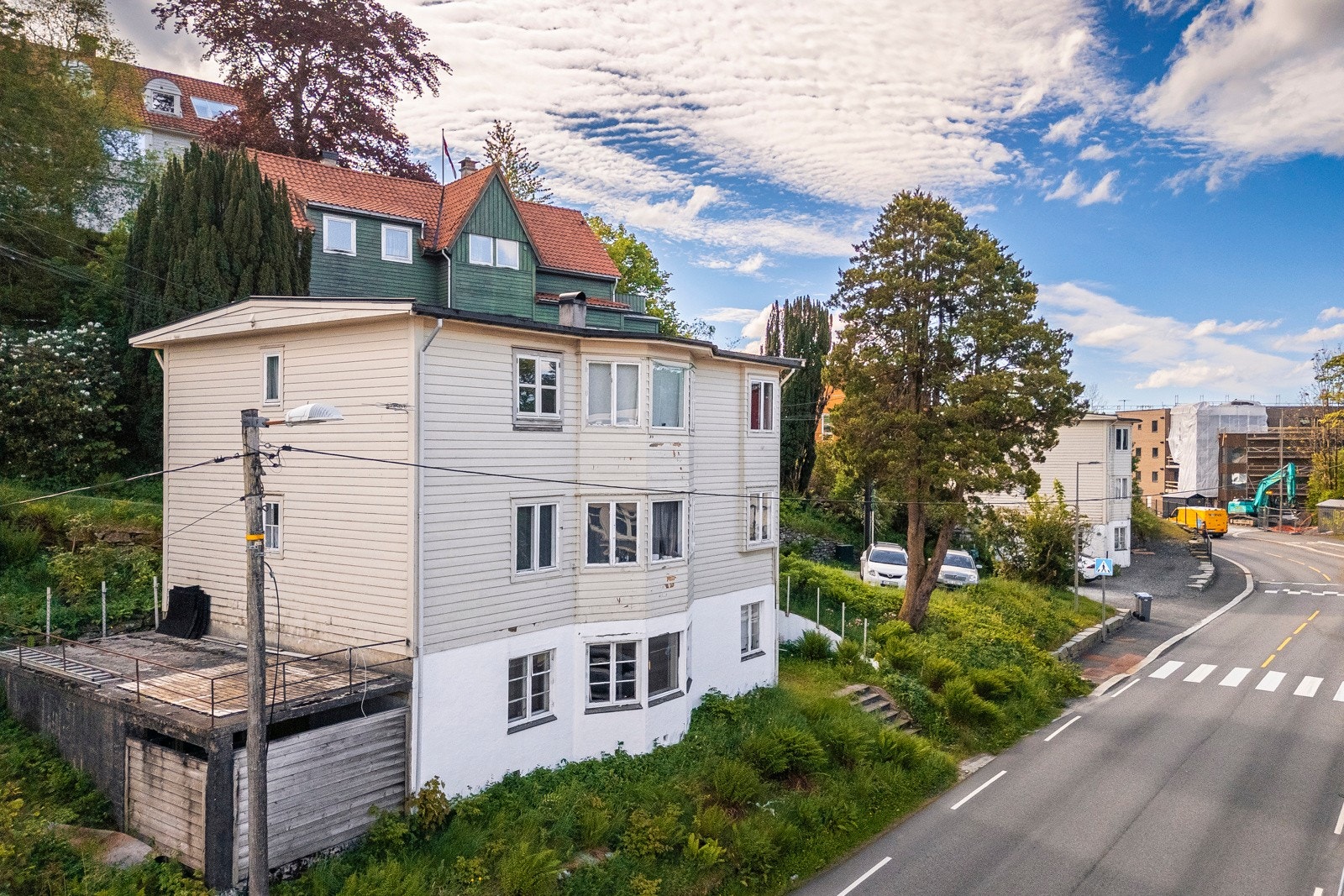 - Leilighetene i 1. og 2. etasje, leveres utleid med stabil inntekt - Galleribilde