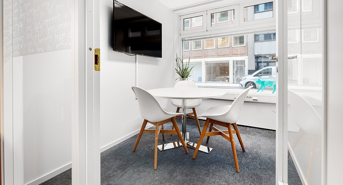 Møterom som kan gjøres om til cellekontor Galleribilde