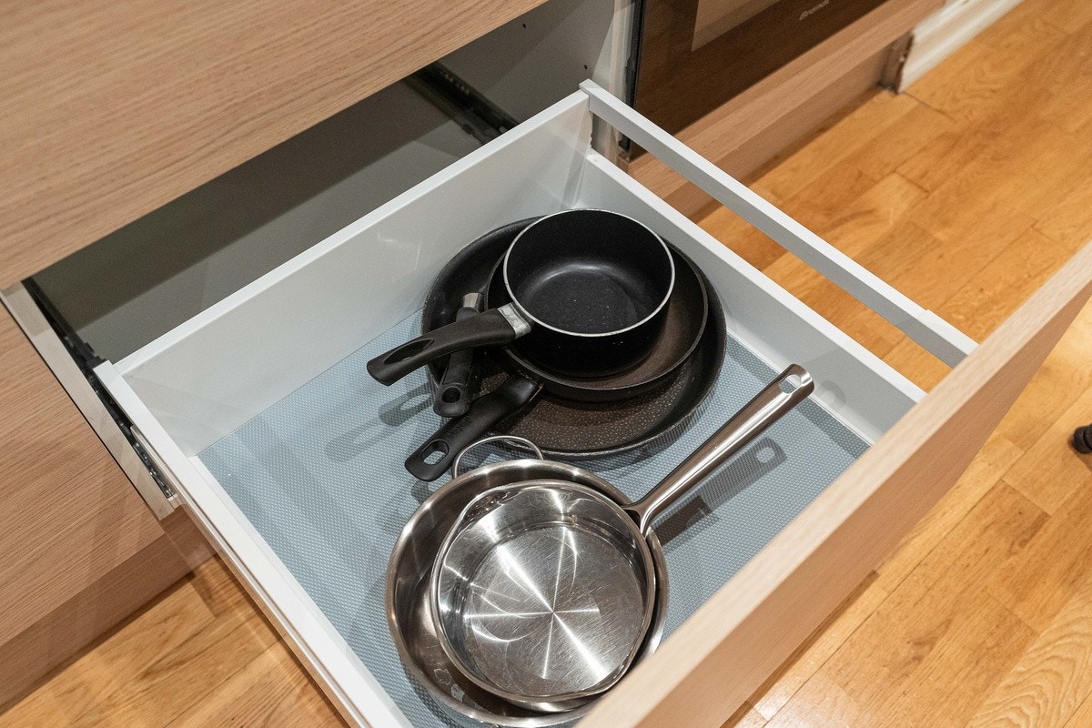 Kjøkkenet er fullt møblert. Galleribilde