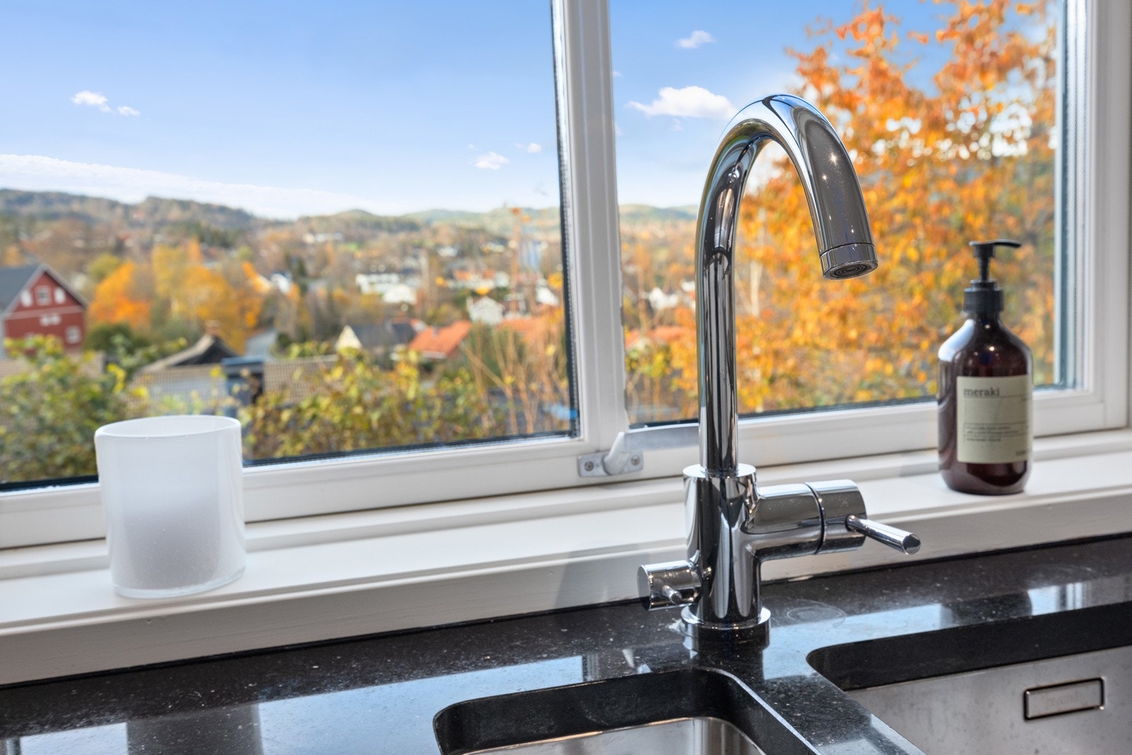 Vakker utsikt og ingen innsyn Galleribilde