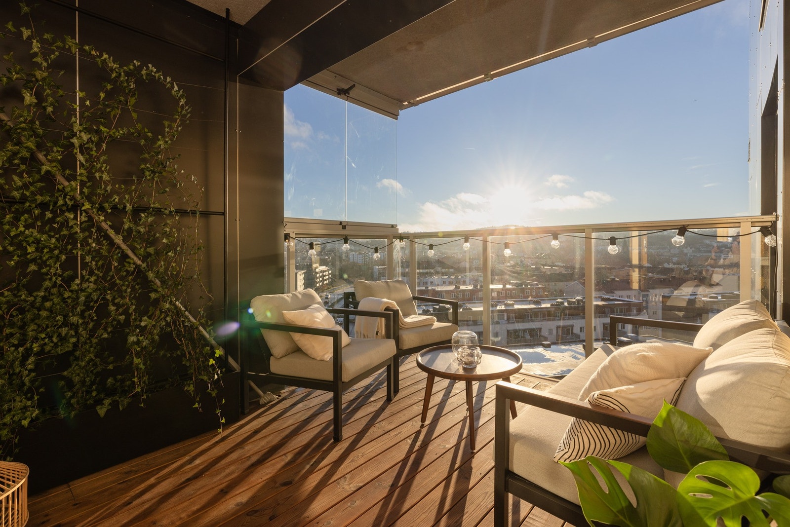 Pent behandlet gulv og legg mulighet for dyrking av planter. Galleribilde