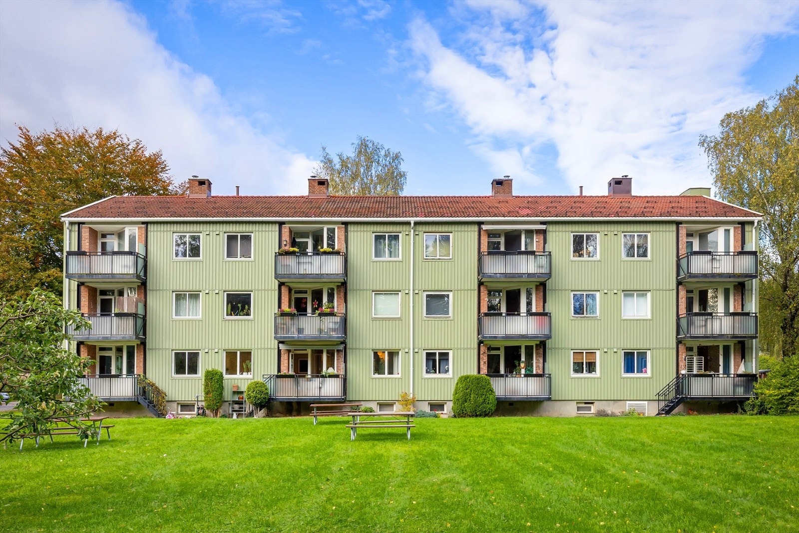 Ullevålsletta boligsameie er veldrevet og har store, velstelte fellesarealer. Galleribilde
