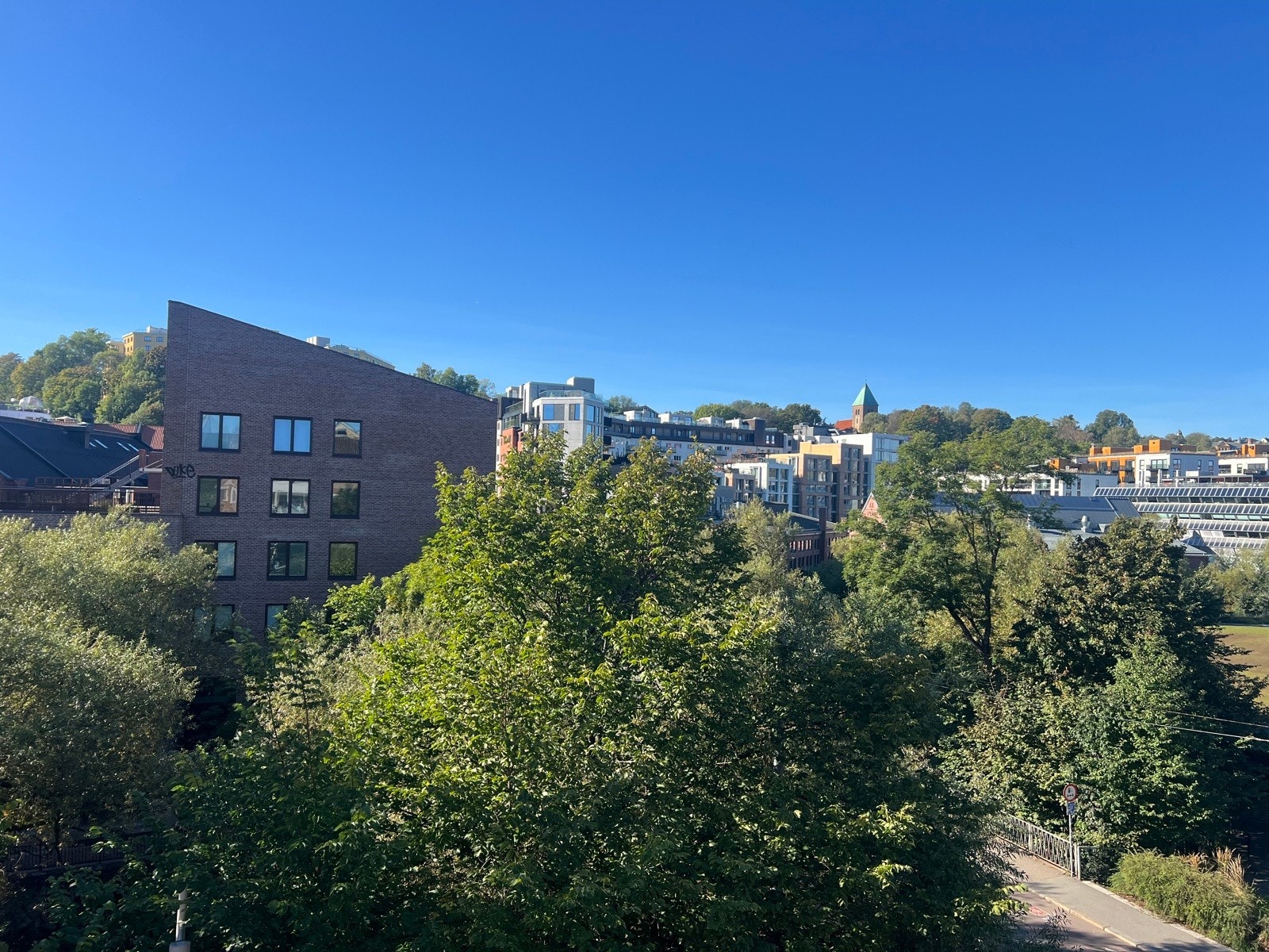 Deler av utsikt fra Balkong Galleribilde