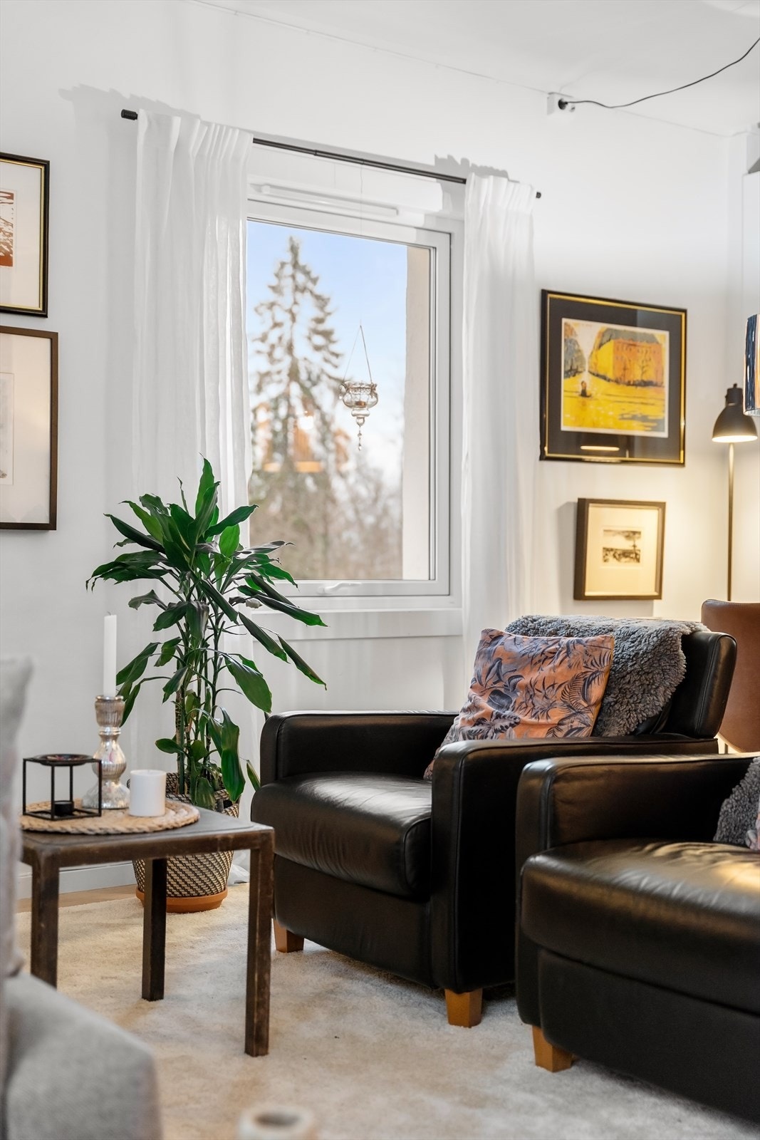 For den aktive er det kort vei til Bærumsmarka og flere idrettsanlegg. Galleribilde