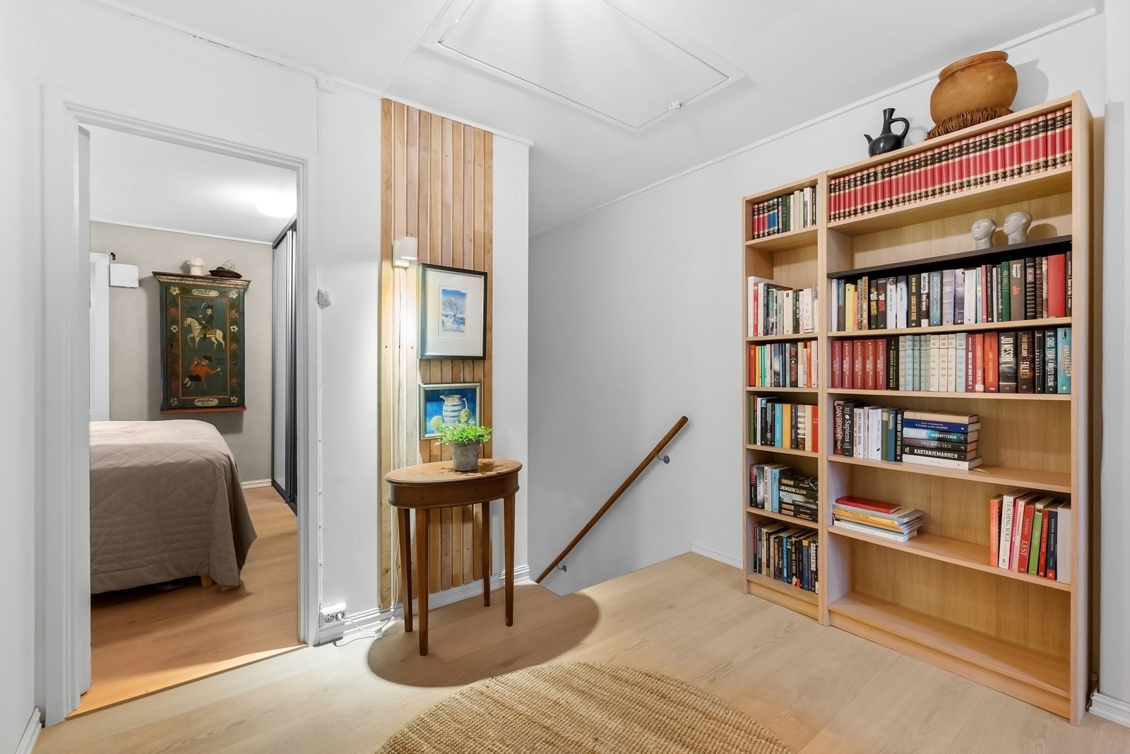 I tillegg til loftet medfølger det to kjellerboder for ytterligere oppbevaring. Galleribilde