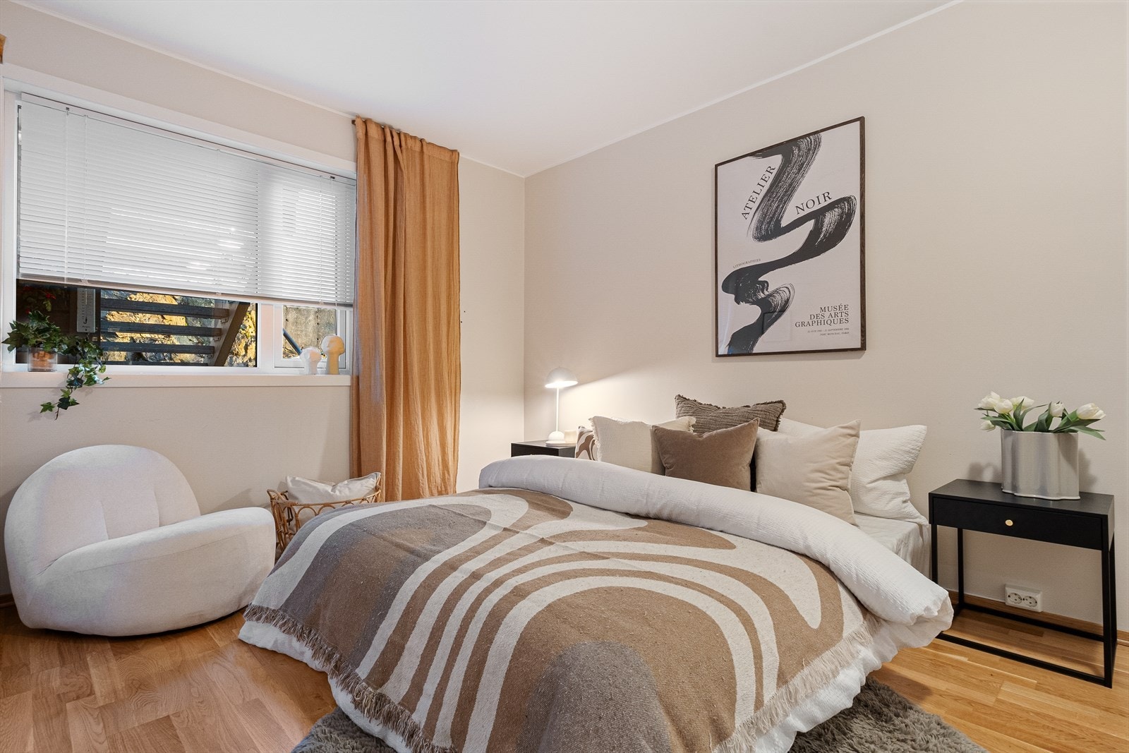 Tilbaketrukket beliggenhet gir gode forhold for hvile og privatliv. Galleribilde