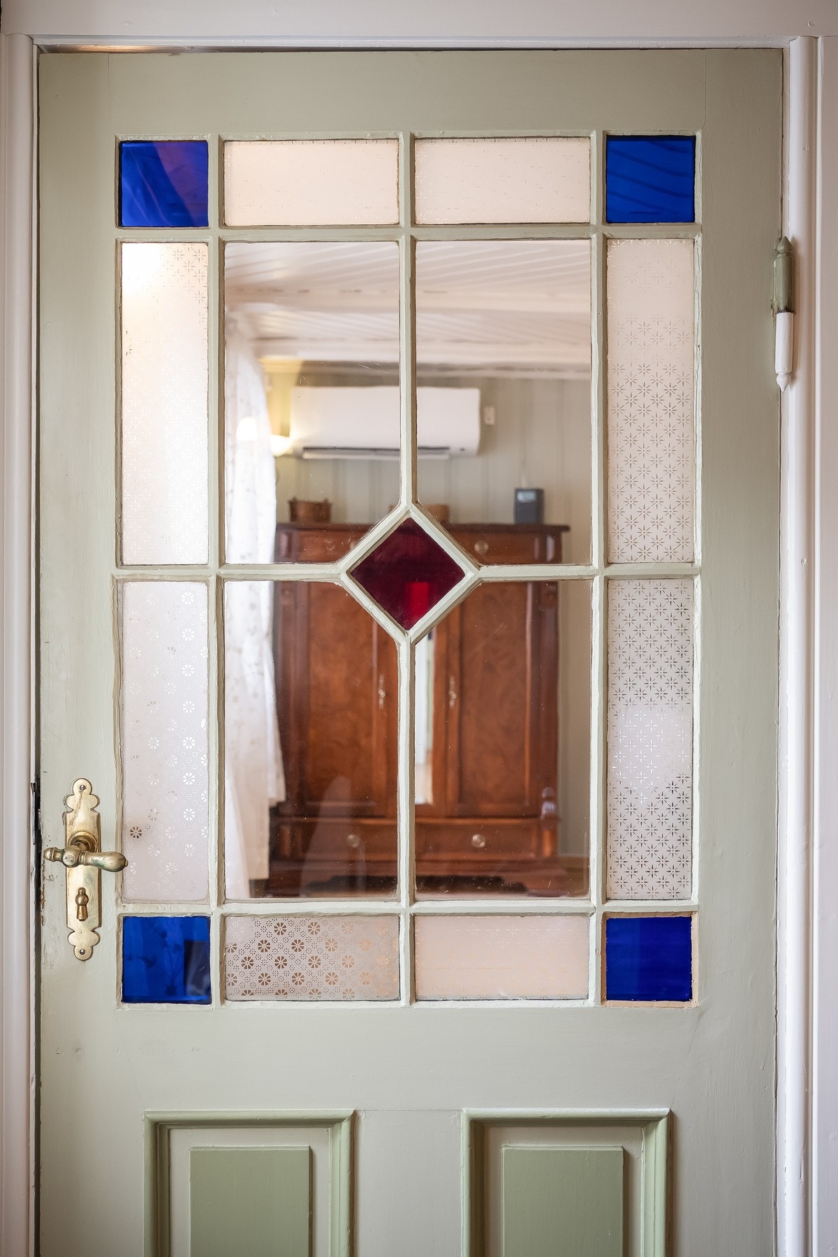 Original dør fra 1740. Galleribilde