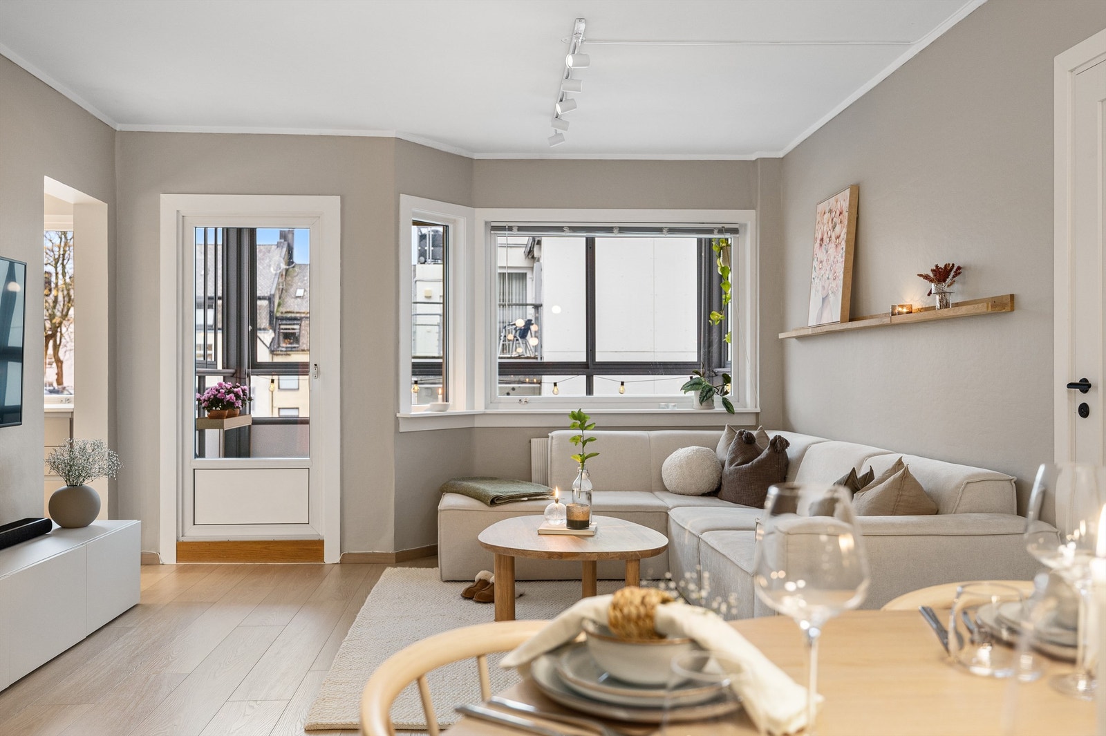 Velkommen til Skaregata 18A - presentert av Krogsveen v/eiendomsmegler Robert T. Iversen Galleribilde