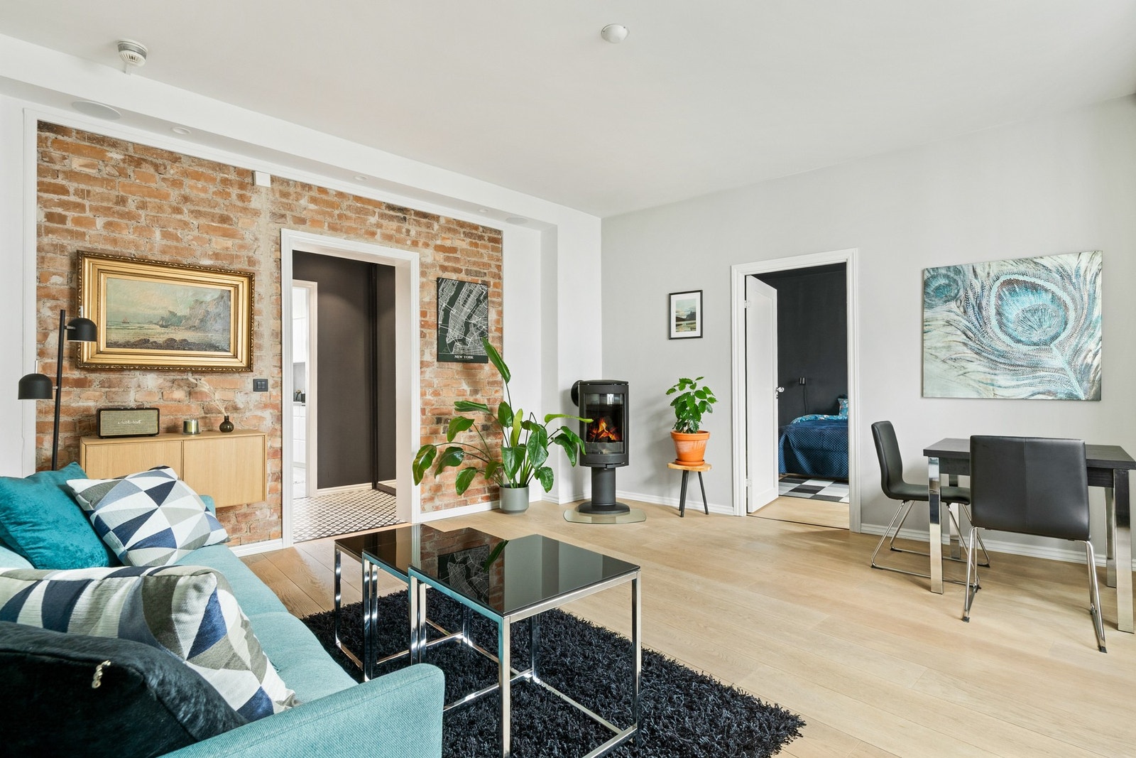 Velkommen til denne klassiske skjønnheten i Hans Nielsen Haugens plass 1 Galleribilde