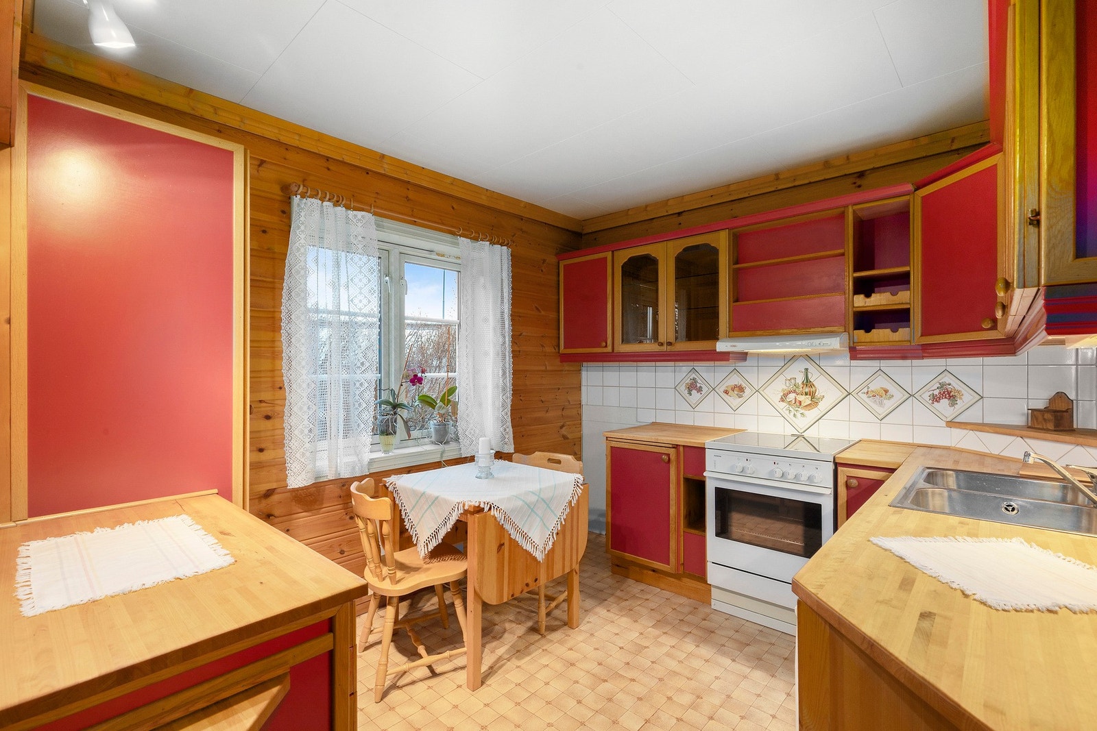 Kjøkken på 8,5 kvm Galleribilde