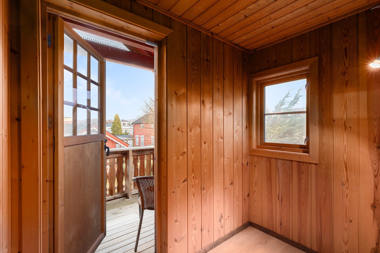 Utgang til balkong på 4 kvm Galleribilde