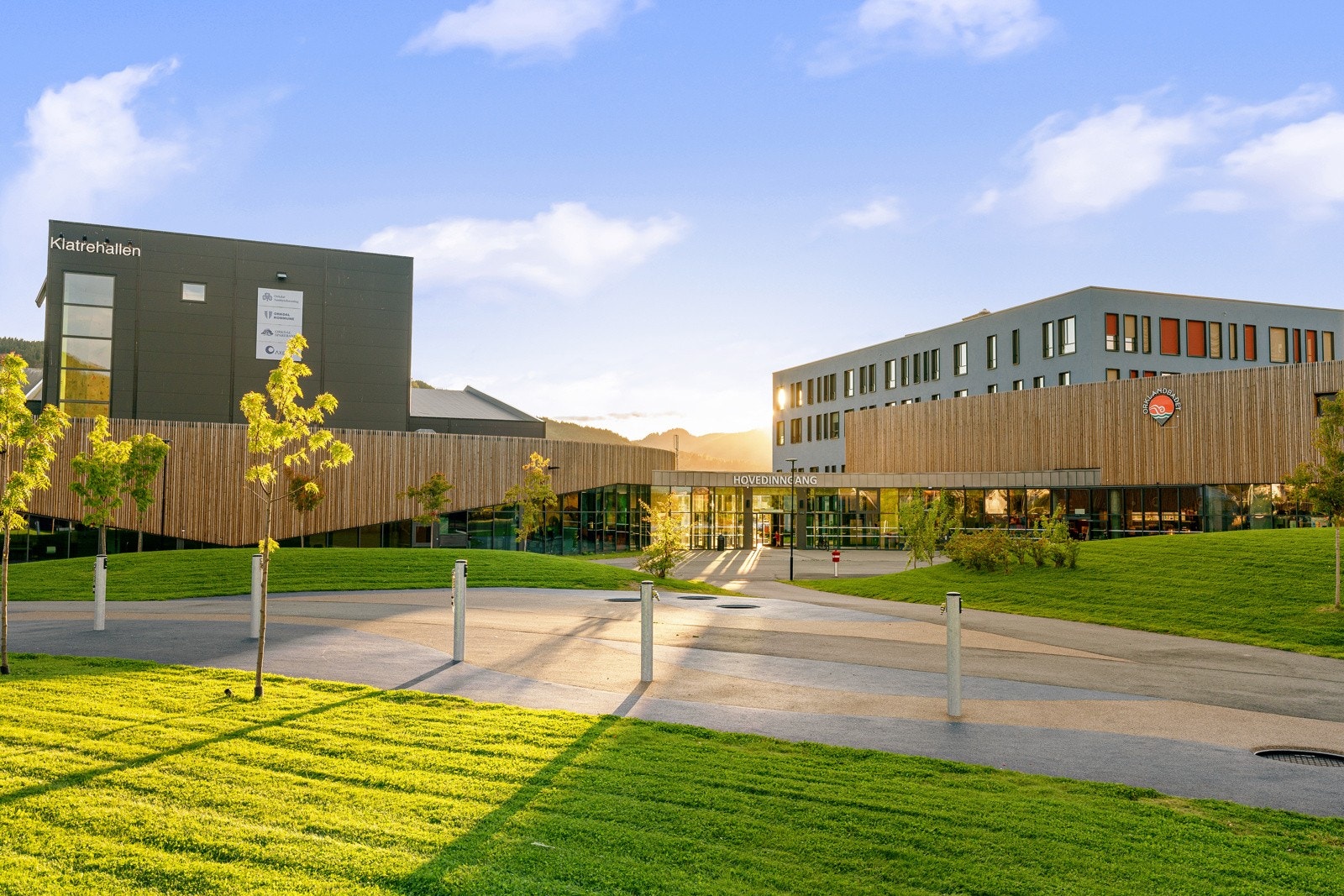 Orklandbadet og klatrehallen er et av Norges største og tilbyr aktiviteter for både store og små. Galleribilde