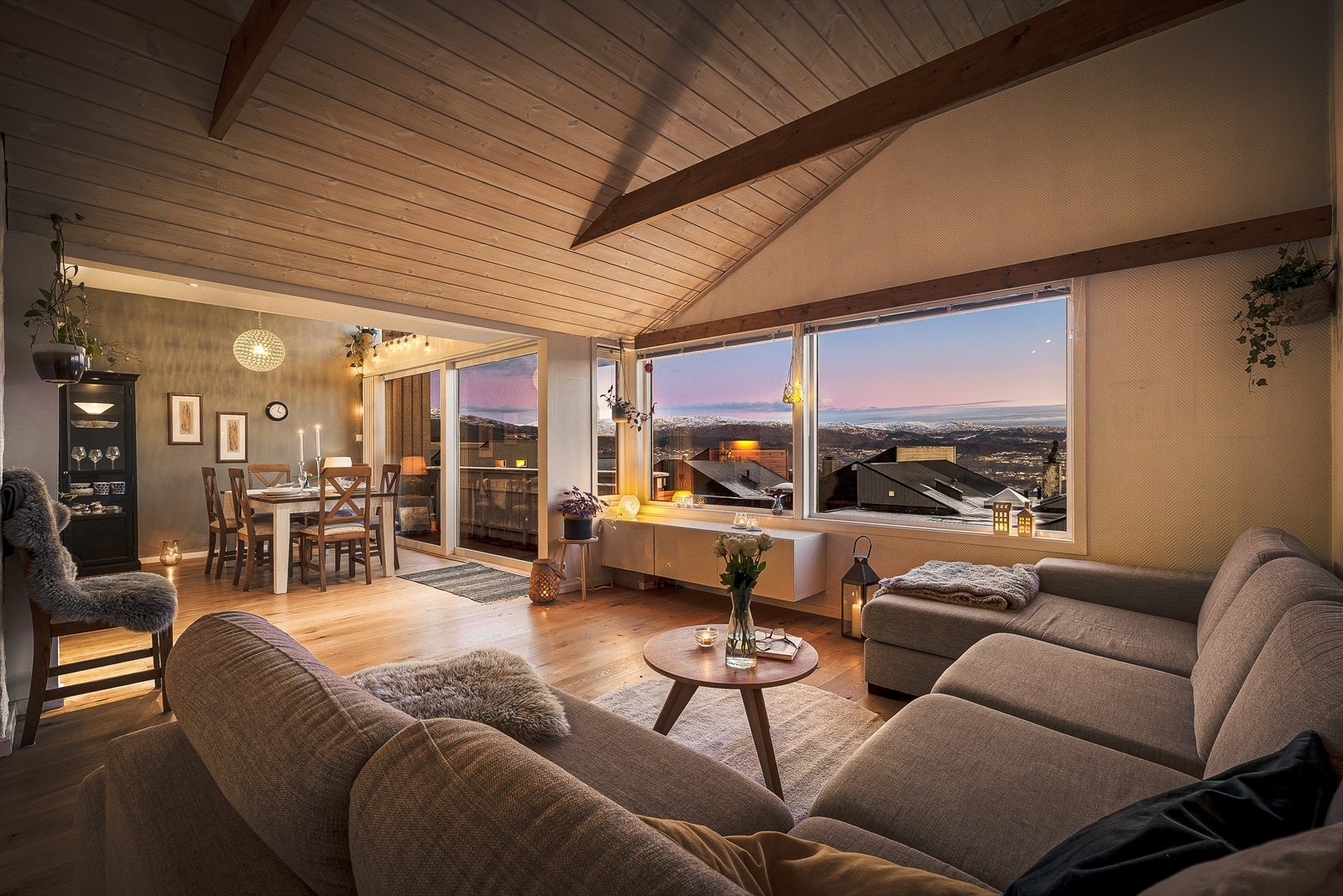 Bønesheien 20 presenteres av Glenn Thomassen Rasch v/DNB Eiendom. Galleribilde