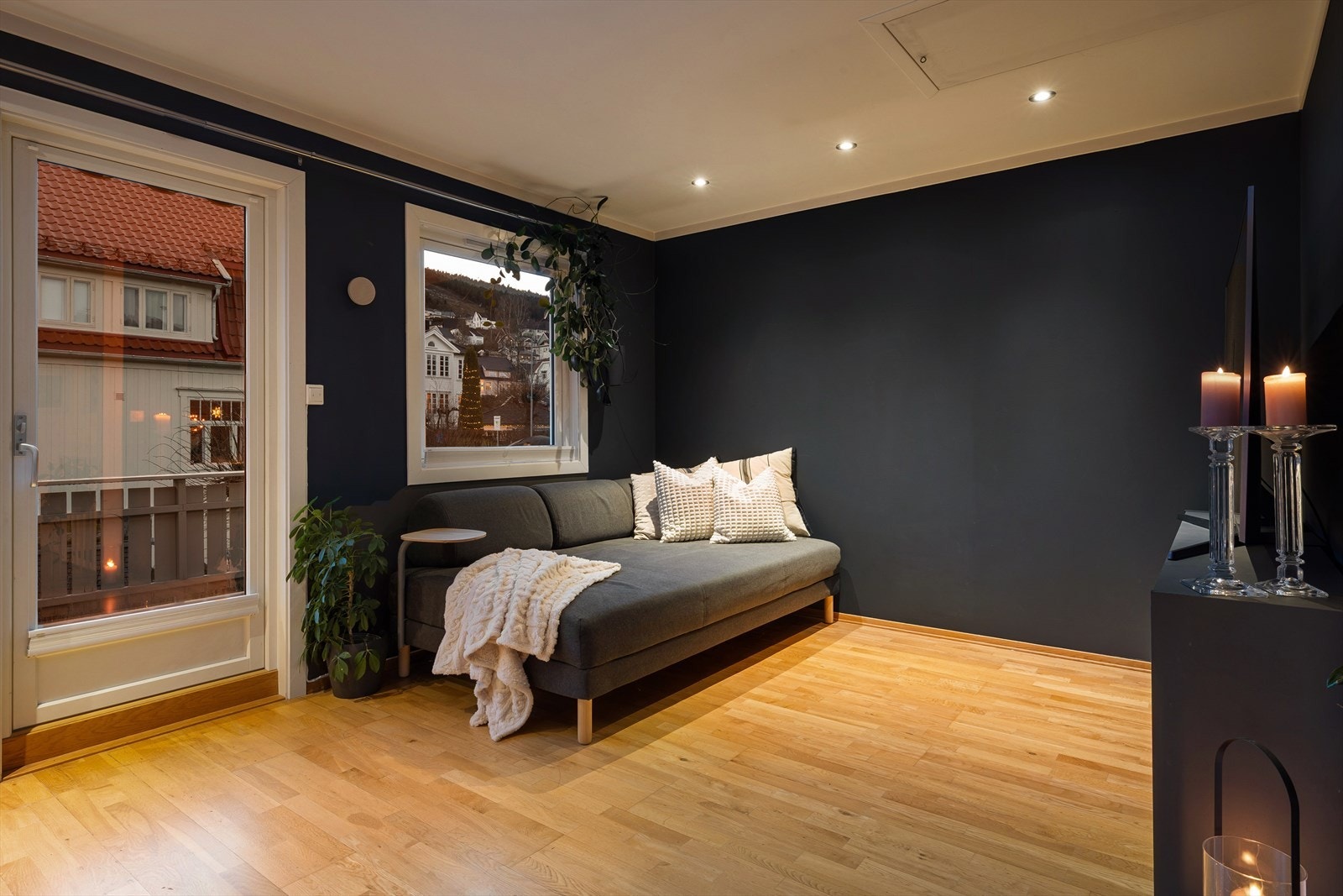 Sofakroken finner fort sin naturlige plass i rommet. Galleribilde