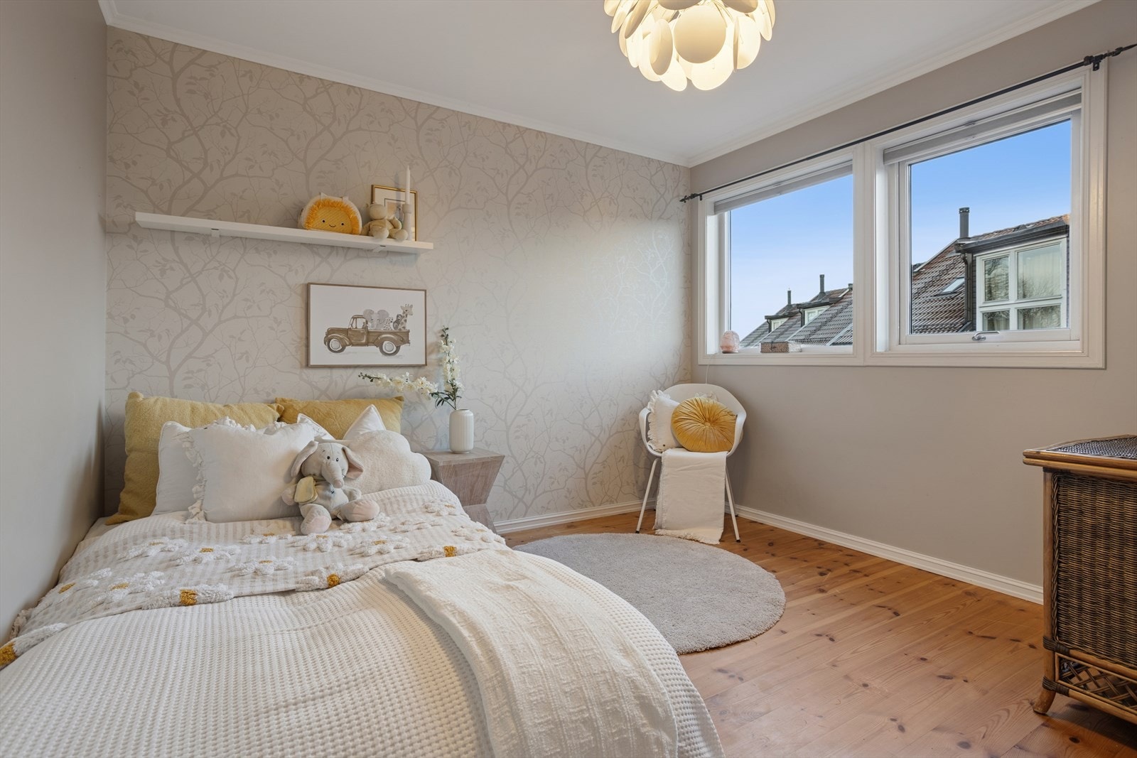 Flere av soverommene har god garderobeløsning som medfølger. Galleribilde