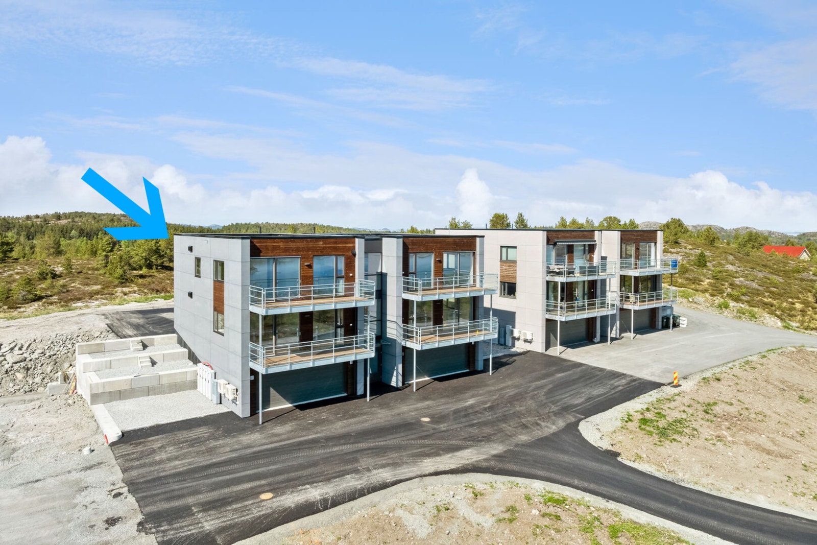 En stilren og moderne 4-roms leilighet i 2. etasje Galleribilde