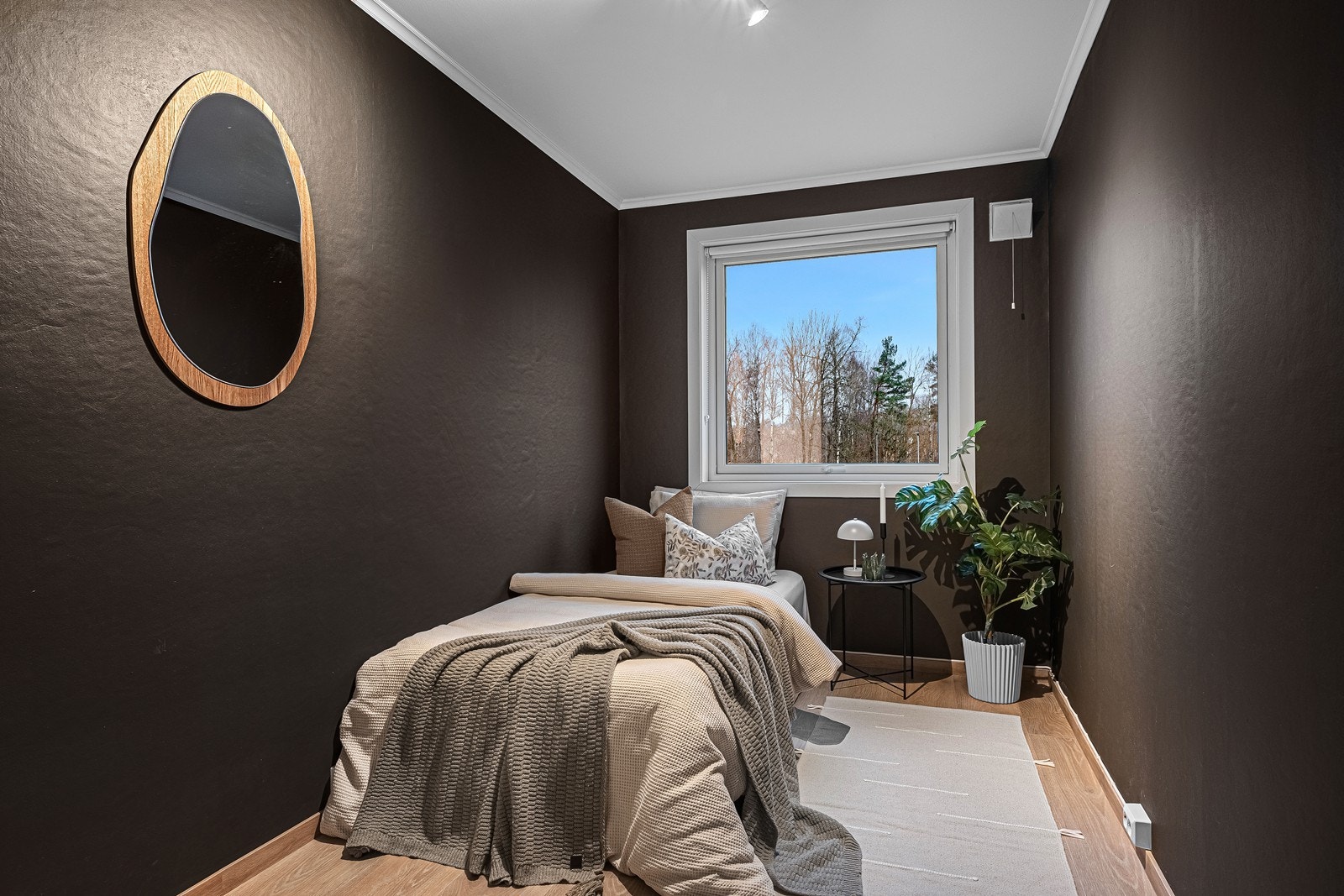 Soverom nr.2 har også vært i bruk som hjemmekontor Galleribilde