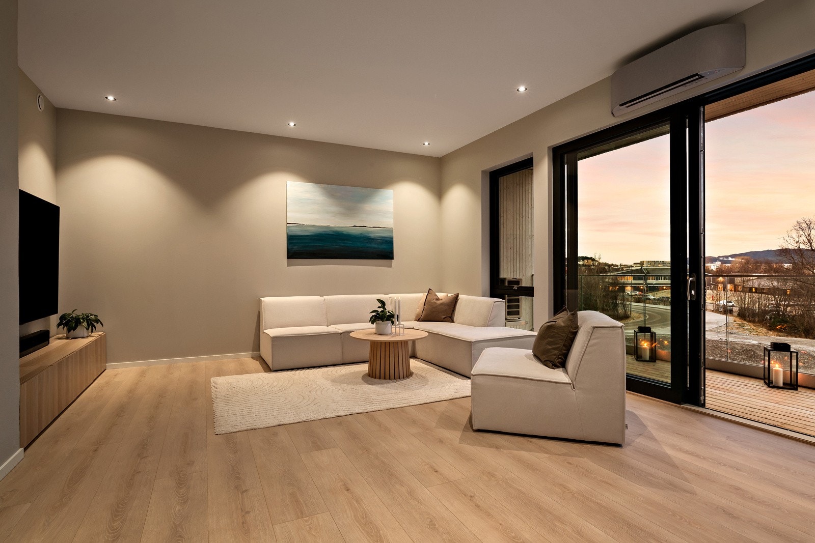 Proaktiv Eiendomsmegling v/ Jon Kristian Valderhaug Røsok har gleden av å presentere Øvre Tuevegen 59B. Galleribilde