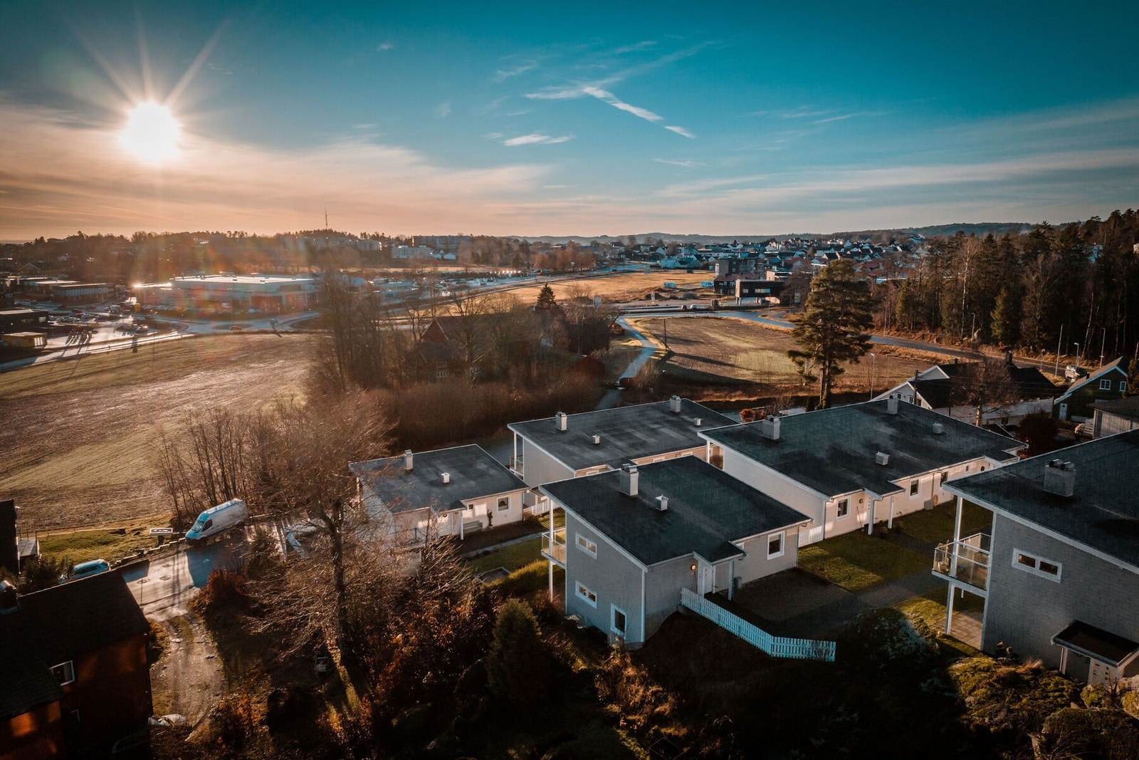 Boligen ligger sentralt plassert med kort vei til marka, Nordbyen og øvrig servicetilbud. Galleribilde