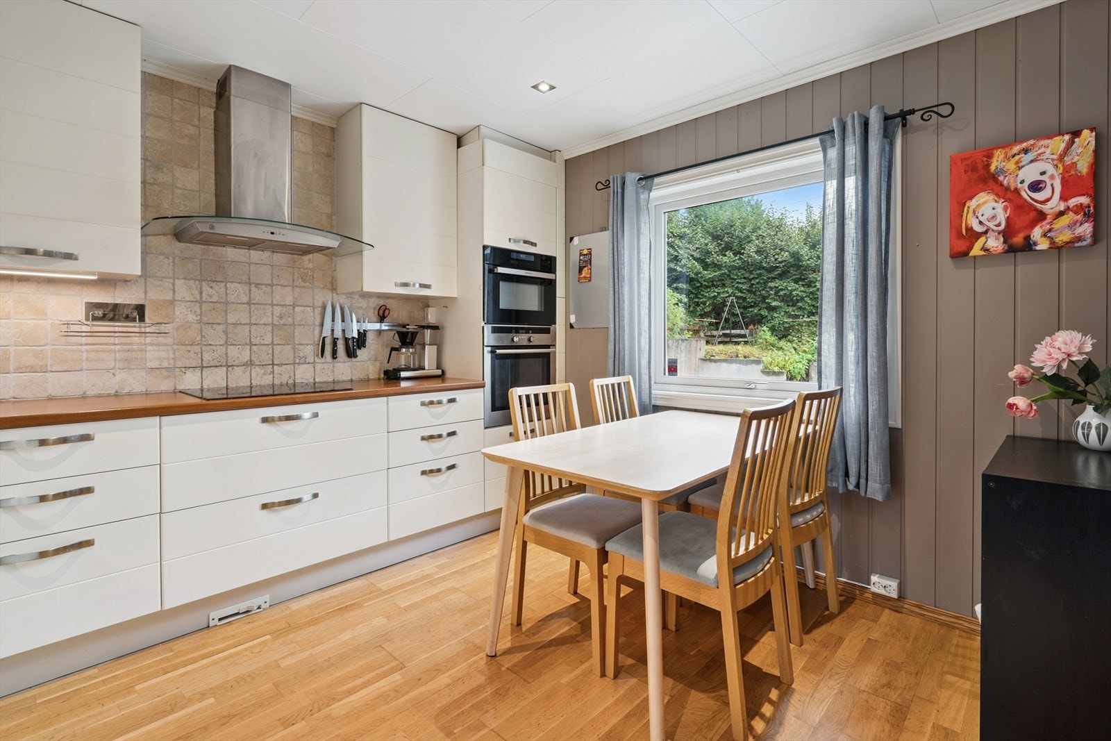 Hyggelig spiseplass Galleribilde