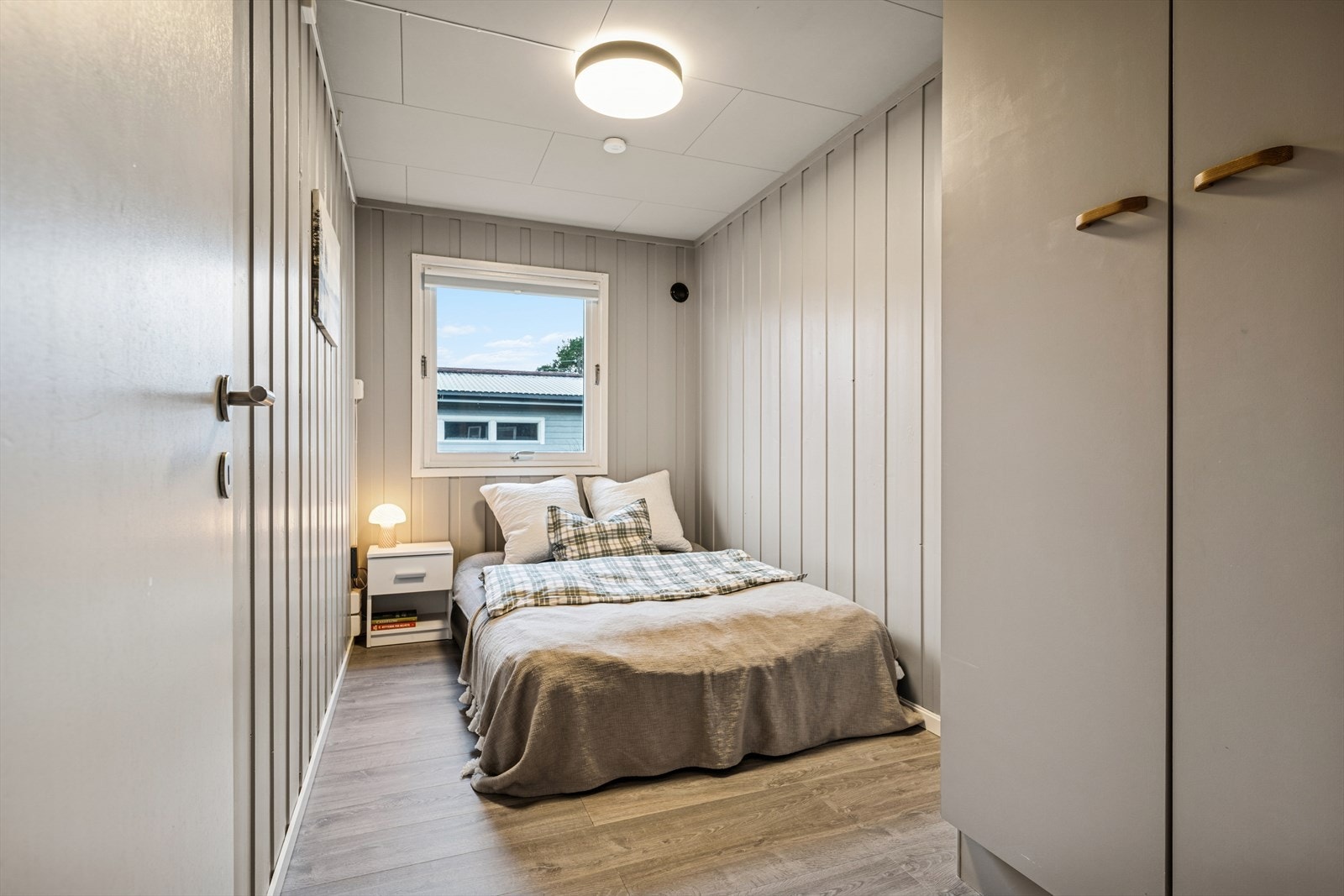 Boligen har til sammen tre soverom. Galleribilde